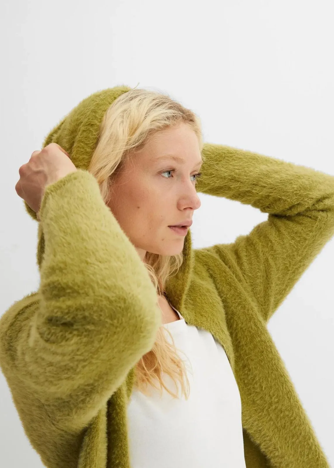 bonprix Pullover & Strickjacken|Bekleidung·Jeans^Strickmantel aus weichem Federgarn goldoliv
