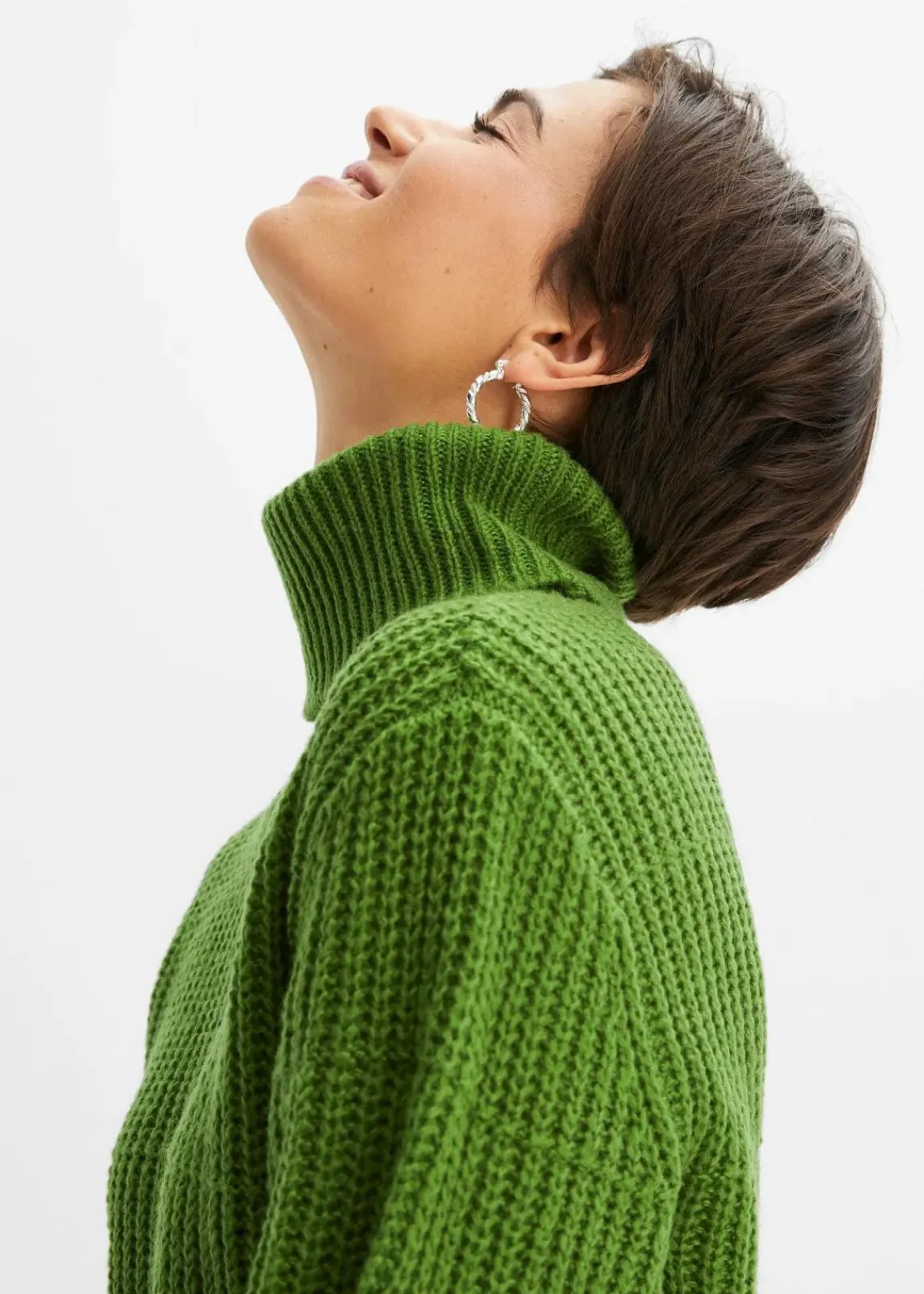 bonprix Bekleidung·Umstandsmode|Strickmode^Strickpullover mit Rollkragen forstgrün