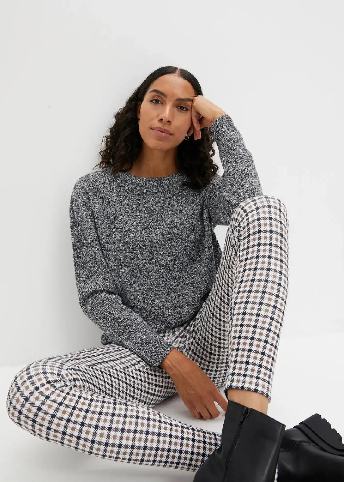 bonprix Bekleidung·Umstandsmode|Bekleidung·Jeans^Strick-Pullover mit Rundhals-Ausschnitt in Melange anthrazit meliert
