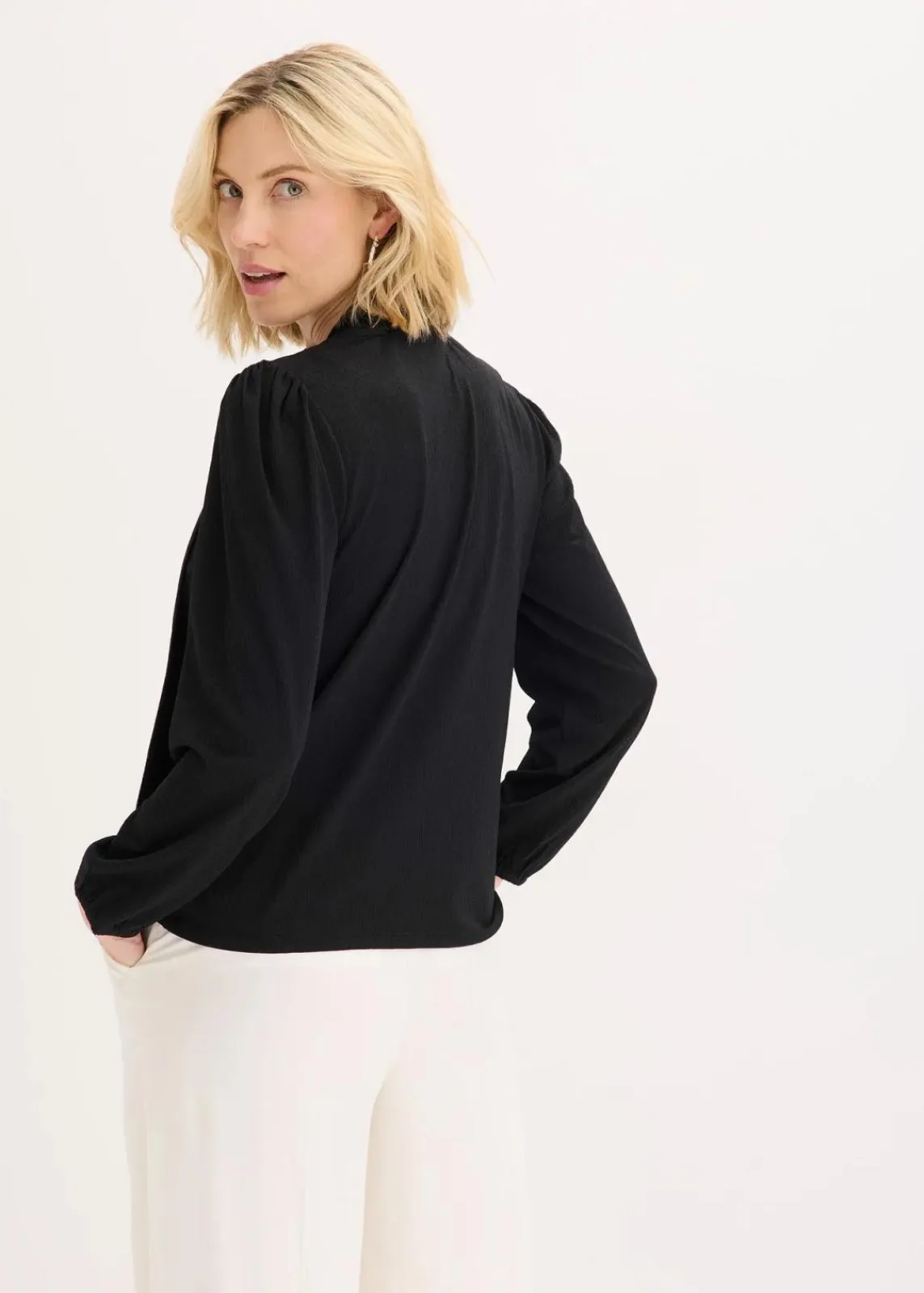 bonprix Shirts & Tops^Struktur-Shirt mit abnehmbarer Schluppe schwarz