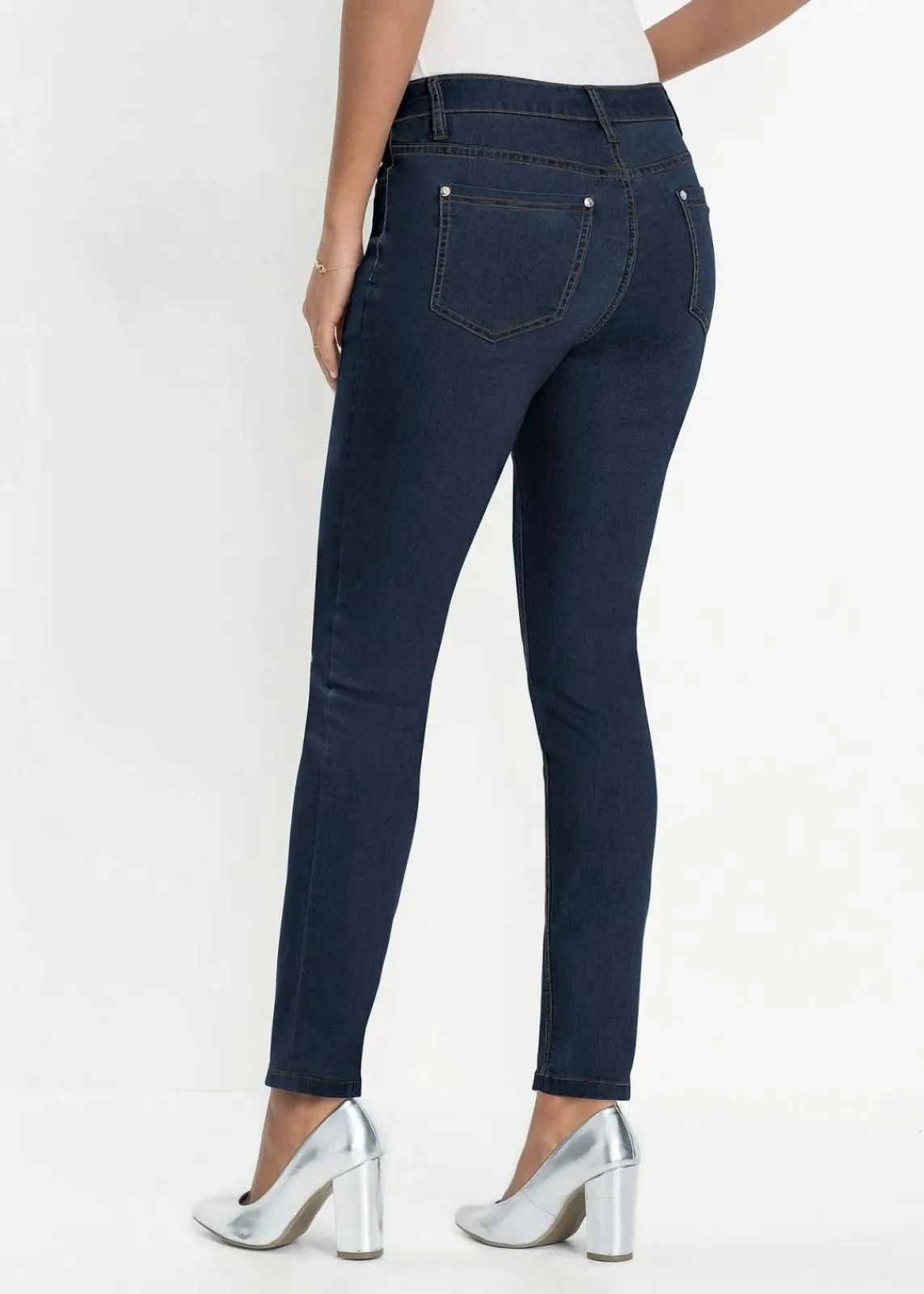 bonprix Jeans|Bekleidung·Shirts & Tops^Super-Stretch-Jeans aus leichtem Material dunkelblau denim
