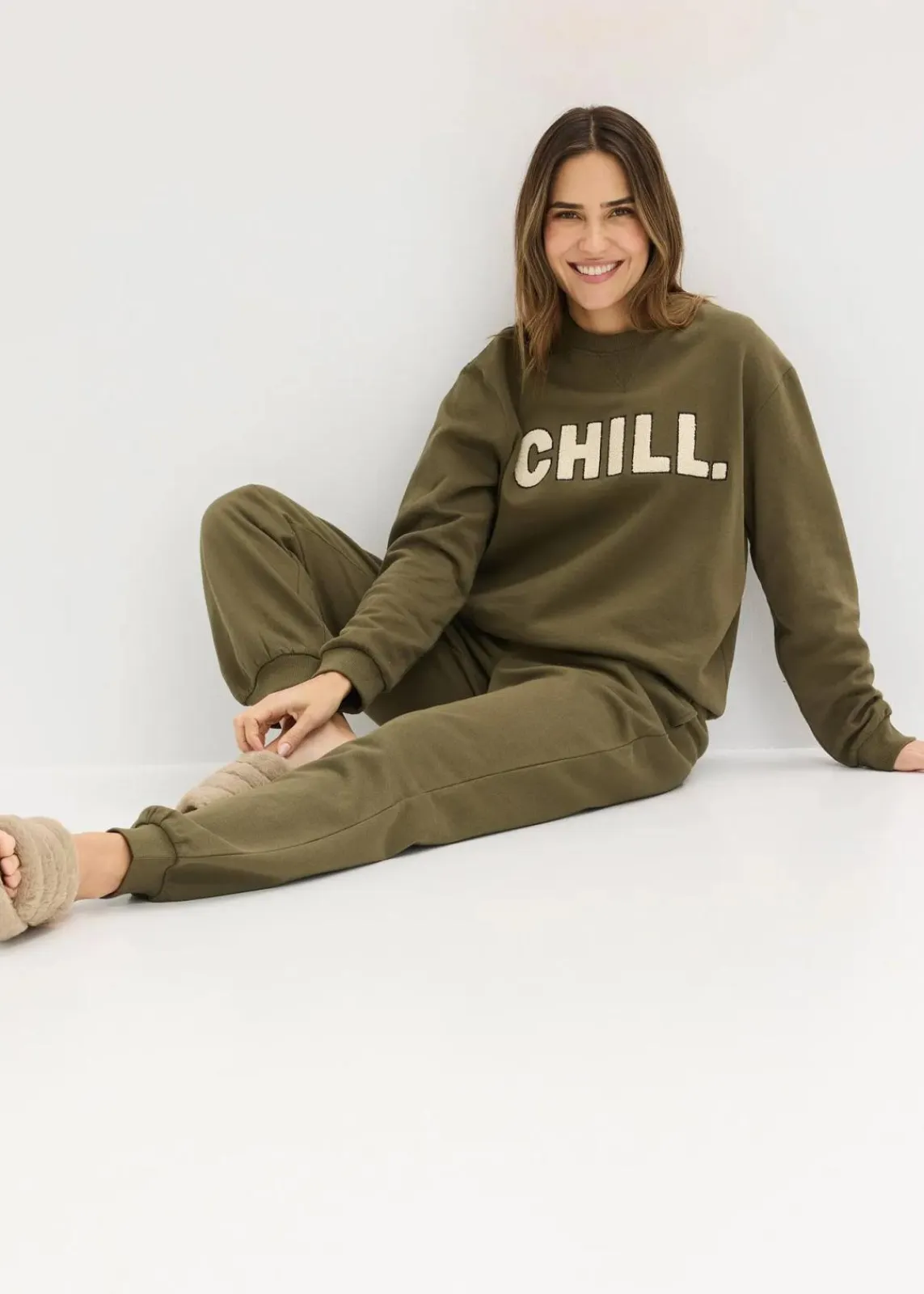bonprix Wäsche·Homewear|Wäsche·Nachtwäsche^Sweat Hausanzug dunkeloliv