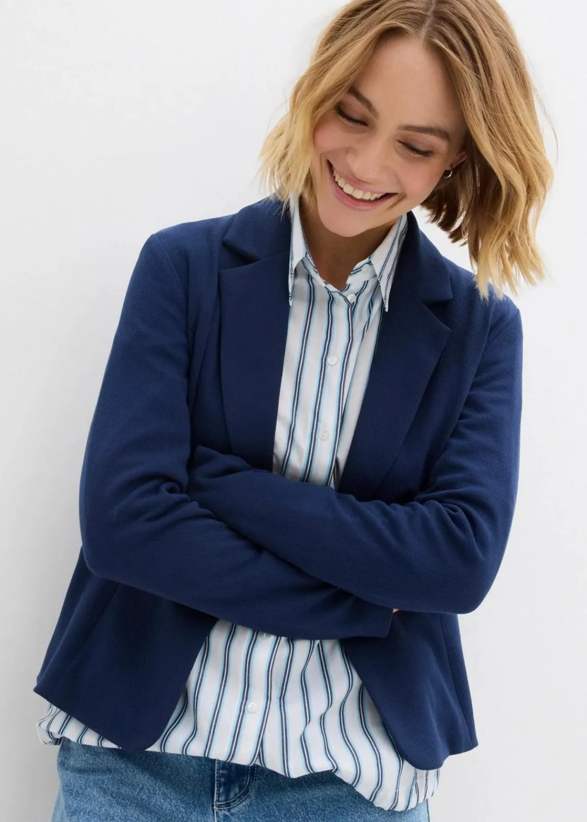 bonprix Sweat|Blazer^Sweatblazer mit fließender Viskose dunkelblau
