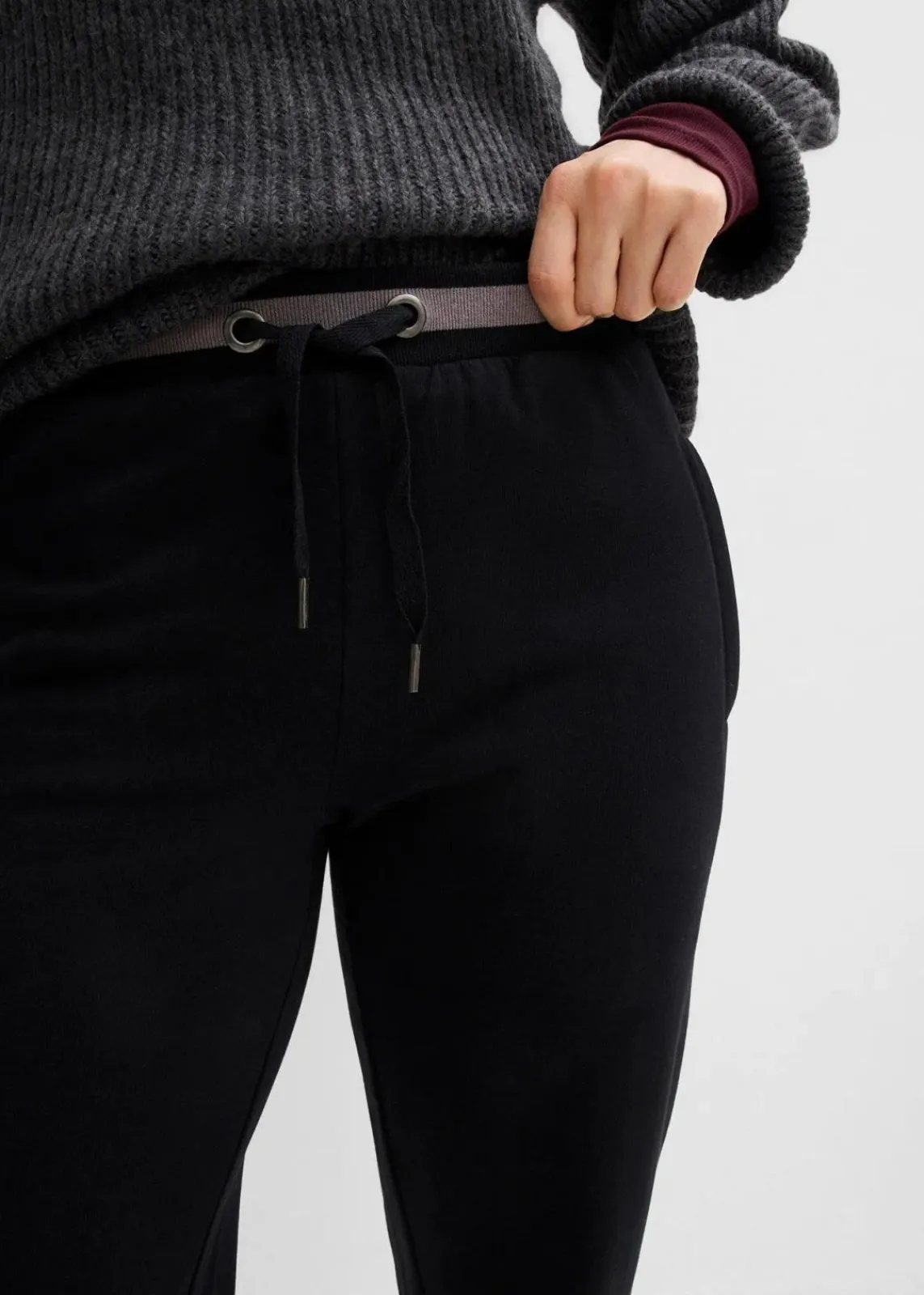 bonprix Bekleidung·Blusen & Tuniken|Bekleidung·Kleider^Sweathose aus Baumwoll-Mix, 2er Pack schwarz+schwarz