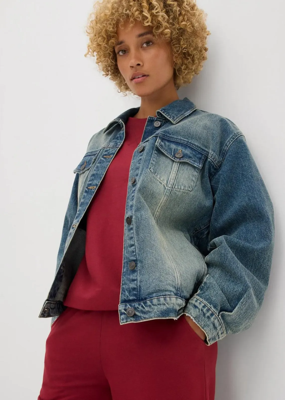 bonprix Hosen|Sweat^Sweathose aus Bio-Baumwolle, 7/8 Länge pflaumenrot