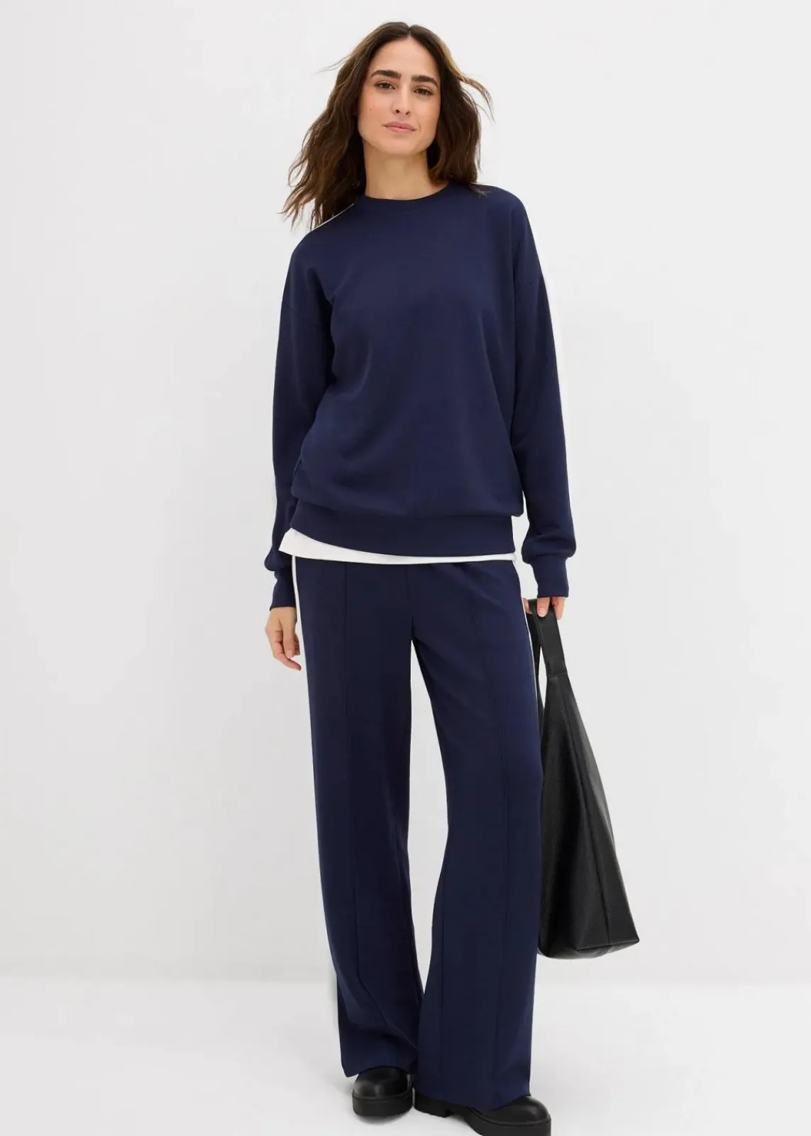 bonprix Hosen|Sweat^Sweathose aus Interlock-Qualität blau