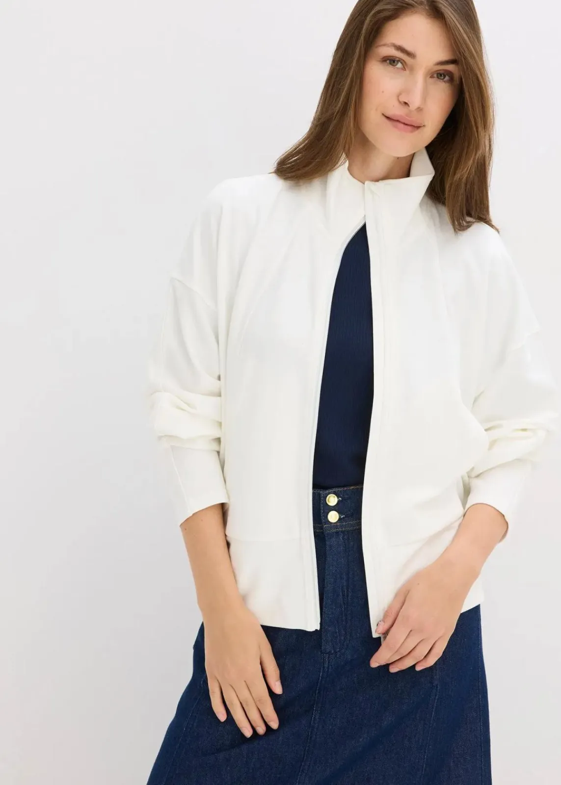bonprix Bekleidung·Blusen & Tuniken|Sweat^Sweatjacke aus bequemen Punto di Roma wollweiß