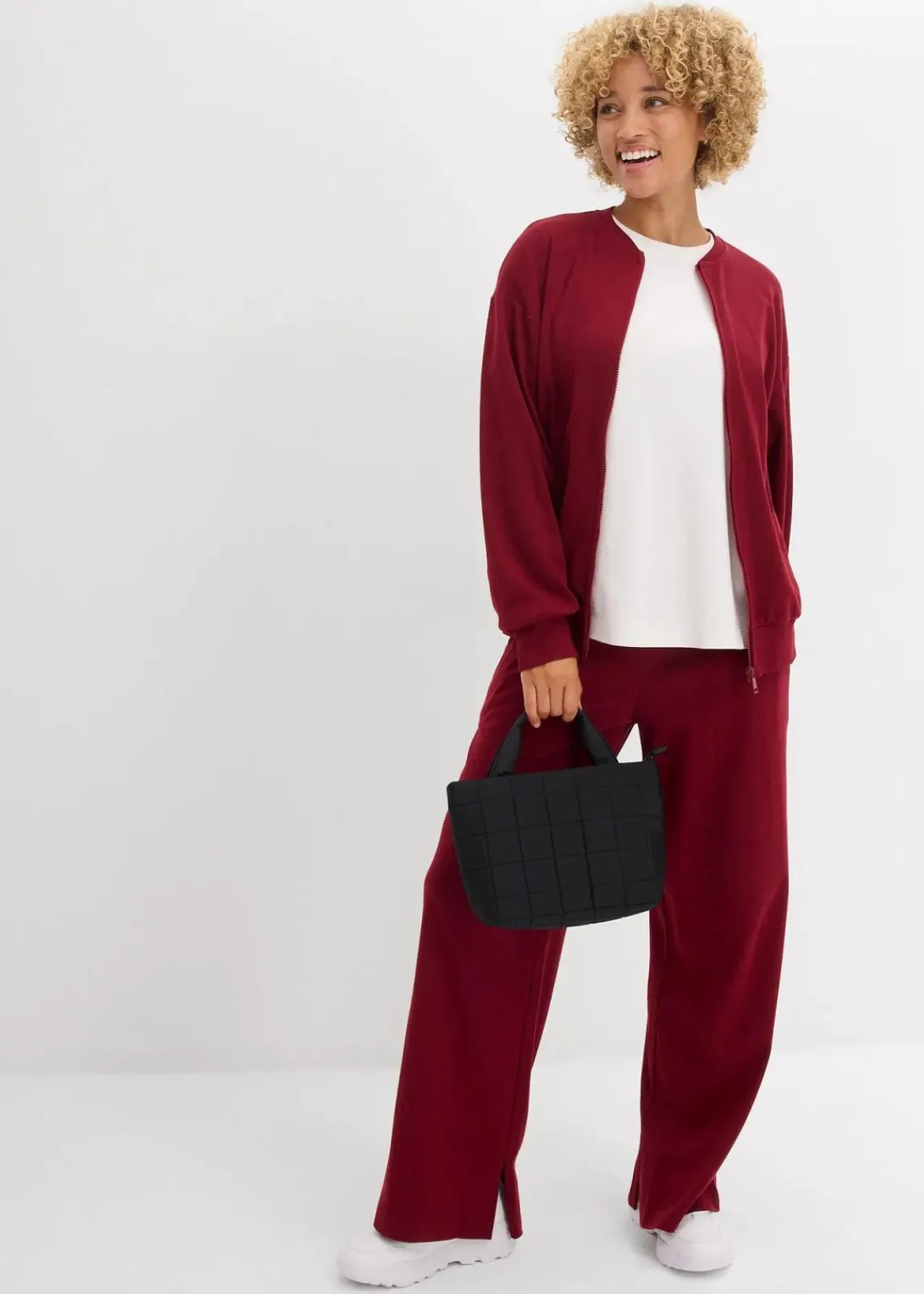 bonprix Zweiteiler & Sets^Sweatjacke aus reiner Baumwolle pflaumenrot