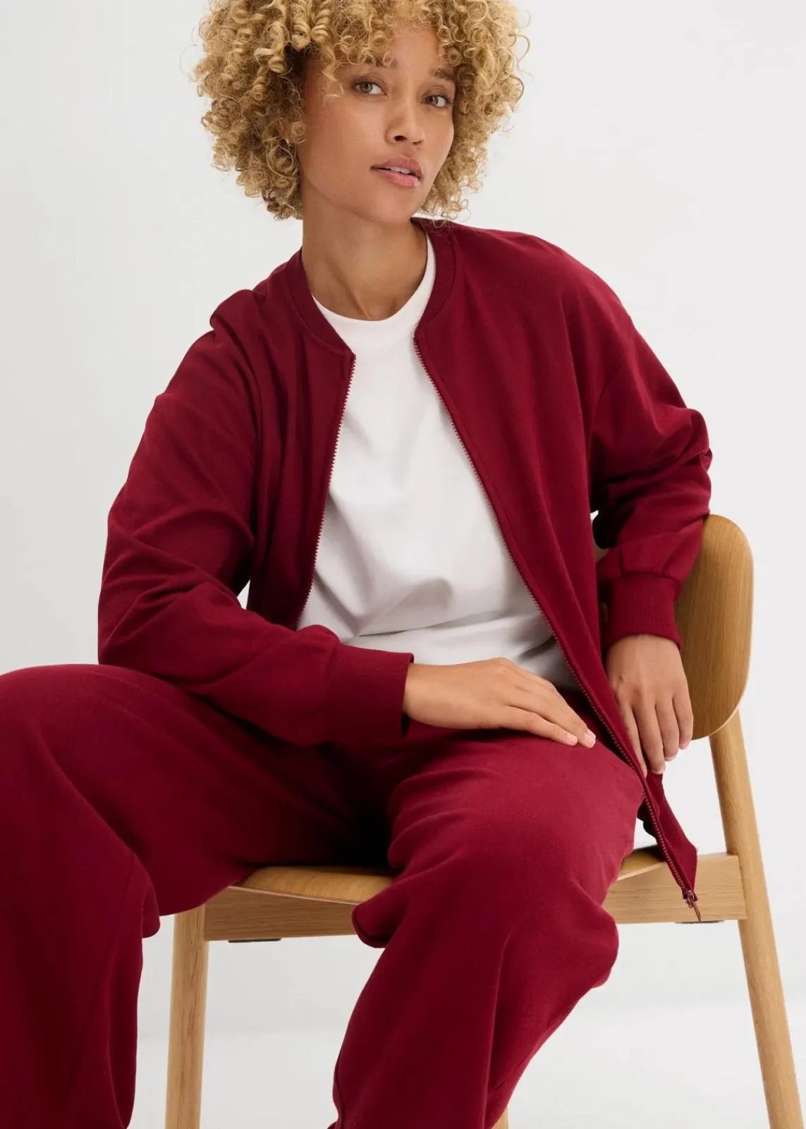 bonprix Zweiteiler & Sets^Sweatjacke aus reiner Baumwolle pflaumenrot