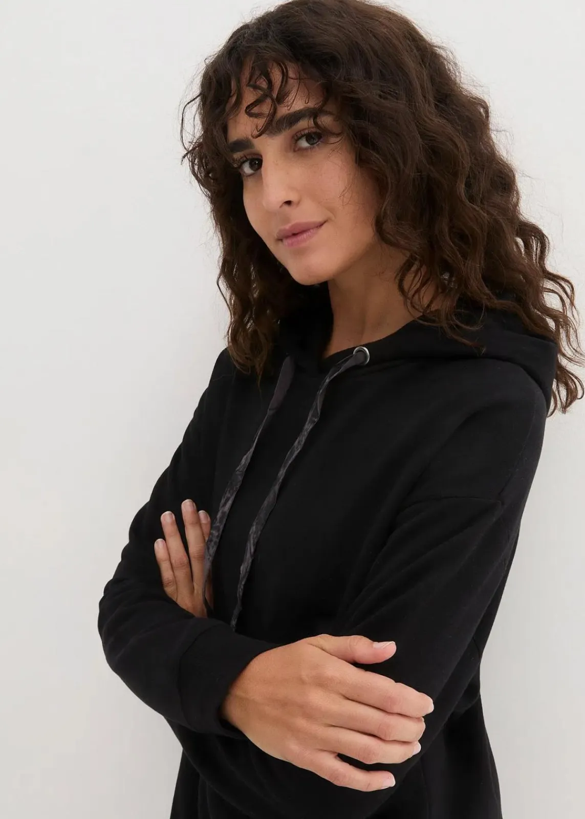 bonprix Bekleidung·Röcke|Bekleidung·Blusen & Tuniken^Sweatkleid mit Bio-Baumwolle schwarz