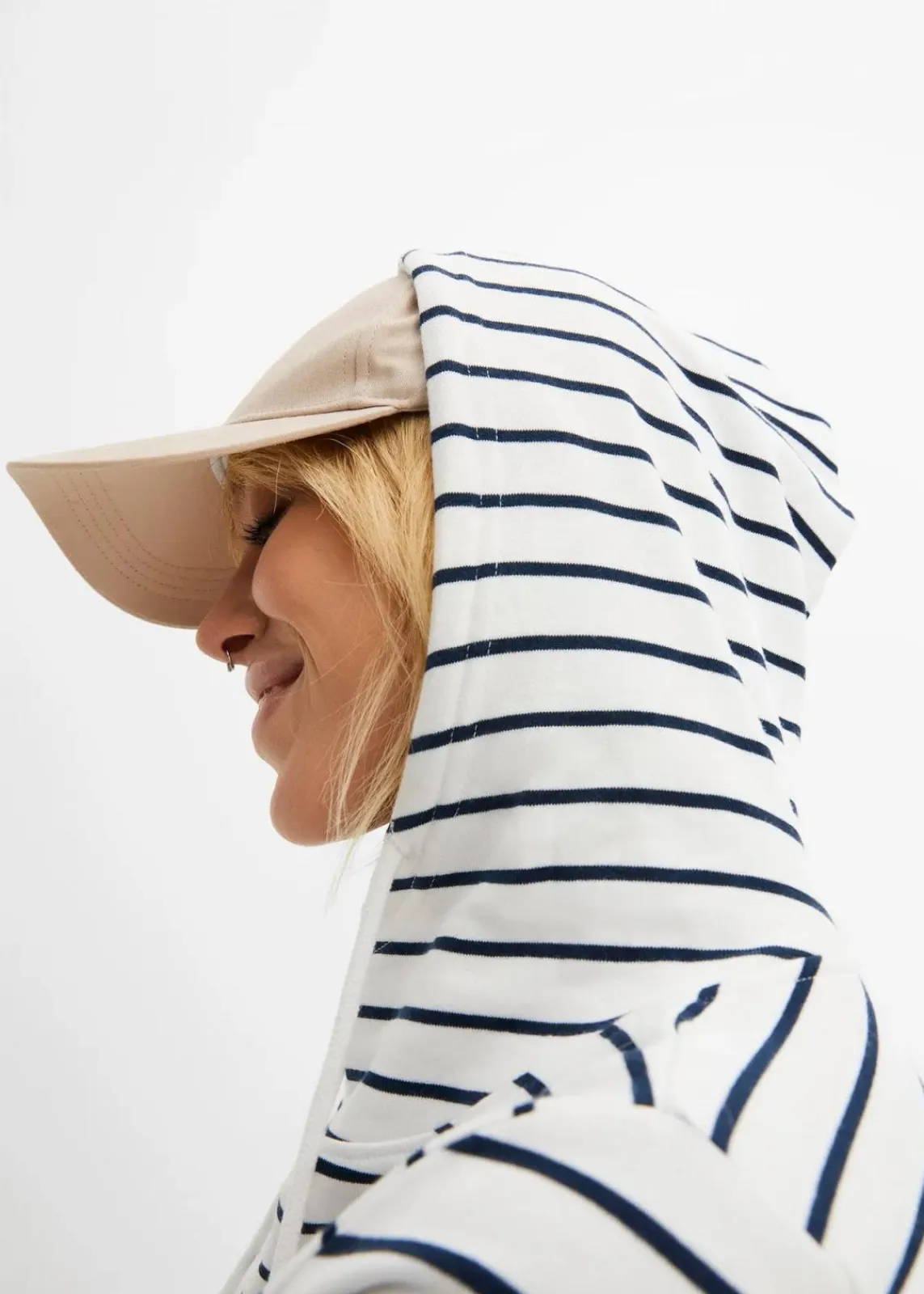 bonprix Bekleidung·Blusen & Tuniken|Sweat^Sweatshirt weiß/dunkelblau gestreift