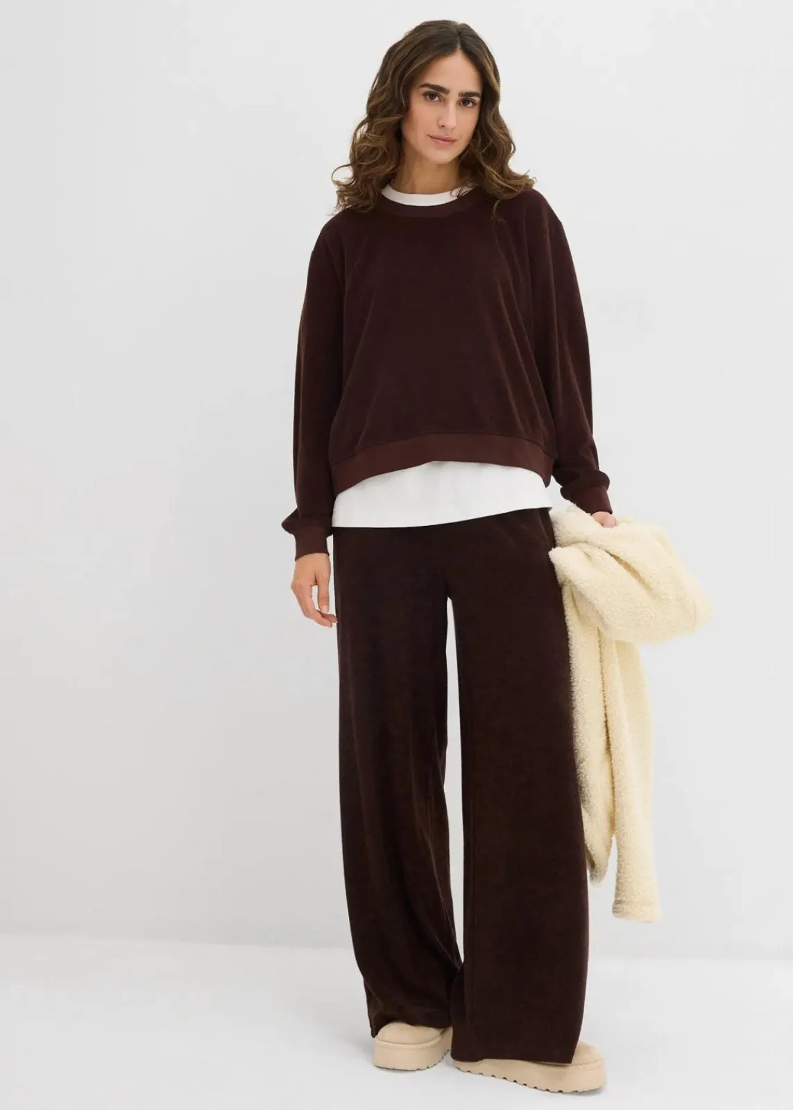 bonprix Basics|Bekleidung·Röcke^Sweatshirt aus weichem Frottee dunkelbraun