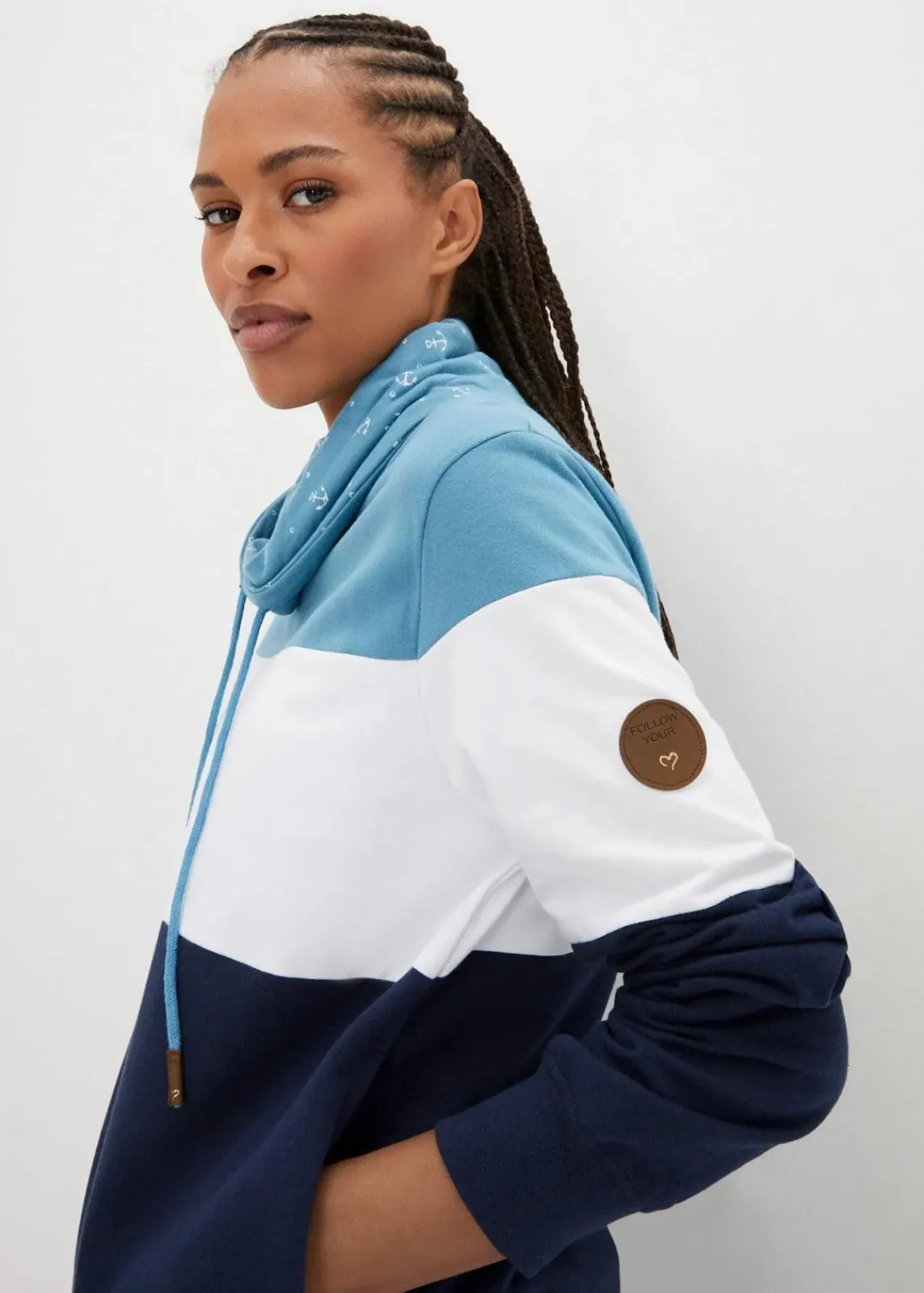 bonprix Bekleidung·Blusen & Tuniken|Sweat^Sweatshirt mit bedrucktem Kragen aus reiner Baumwolle matt blau/weiß/dunkelblau