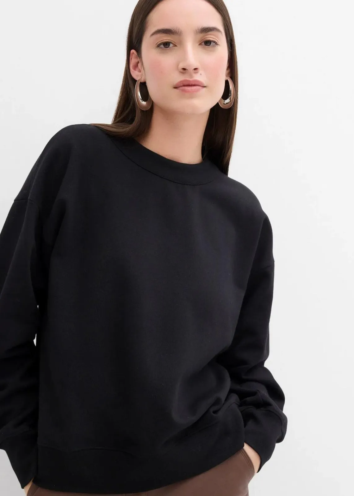 bonprix Sweat|Bekleidung·Blusen & Tuniken^Sweatshirt mit weitem Ripp-Kragen aus Bio-Baumwolle schwarz