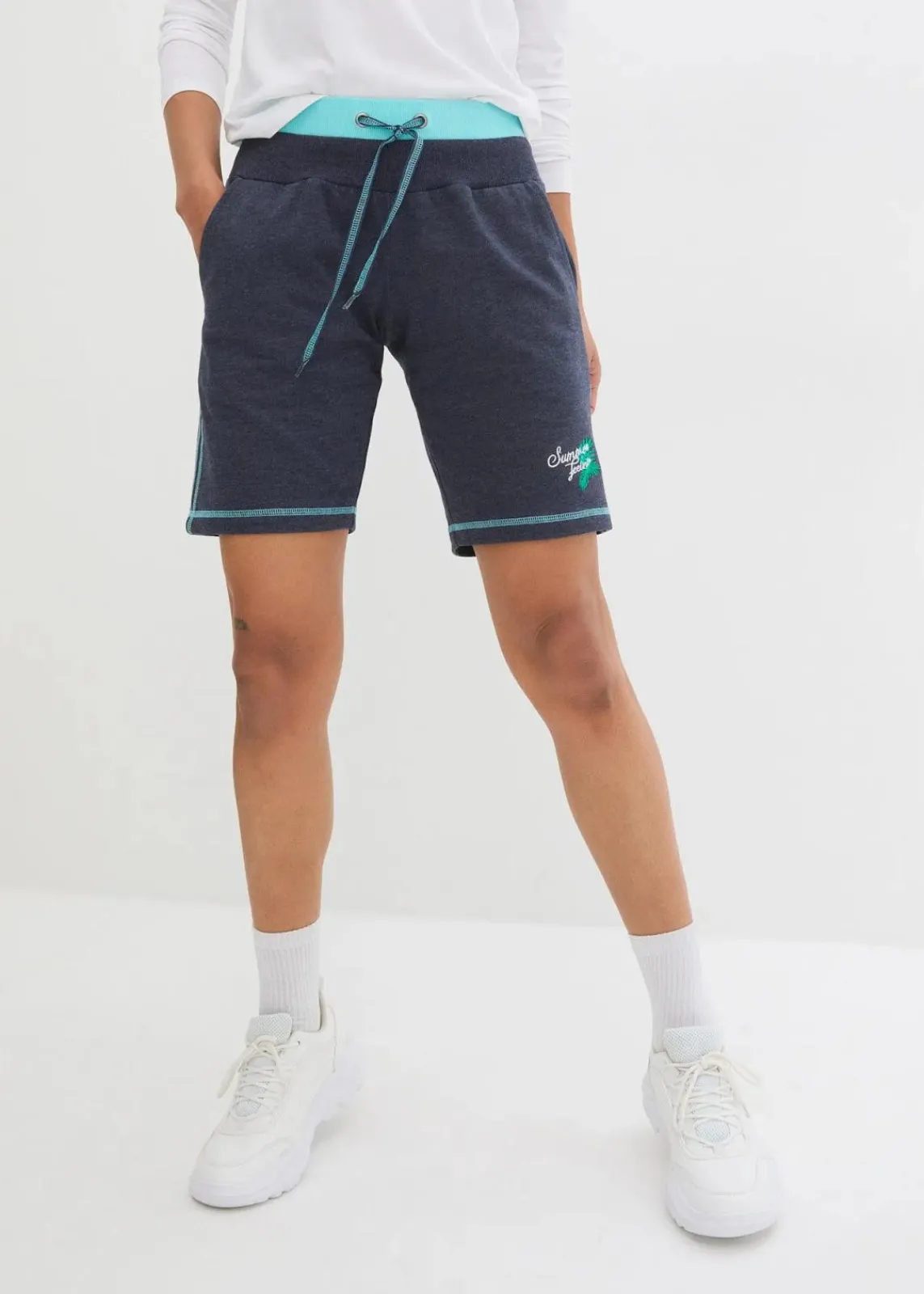 bonprix Hosen|Shorts^Sweat-Shorts aus Baumwoll-Mix mitternachtsblau