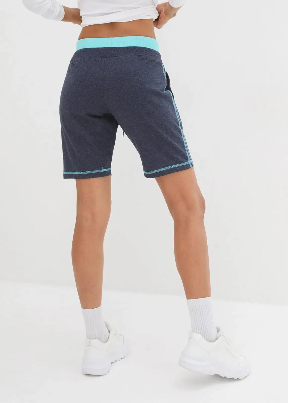 bonprix Hosen|Shorts^Sweat-Shorts aus Baumwoll-Mix mitternachtsblau