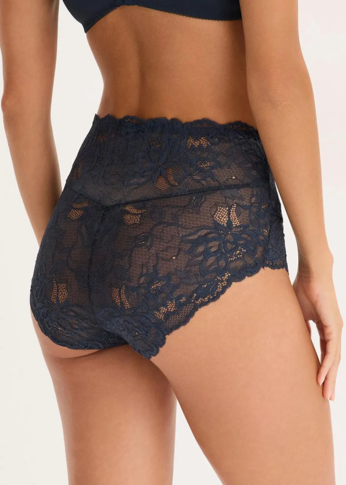 bonprix Höschen|Dessous^Taillenpanty aus zarter Spitze intensivblau