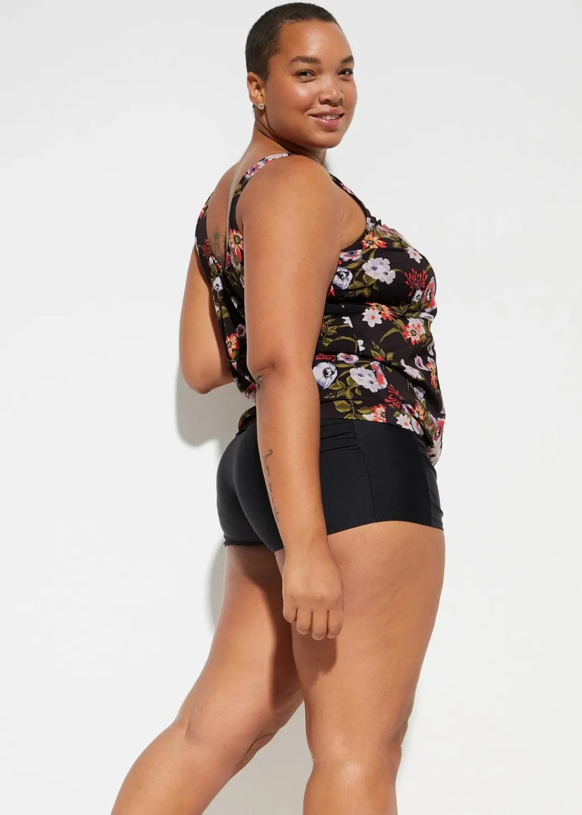 bonprix Nachhaltigere Materialien|Mix & Match^Tankini Oberteil schwarz floral