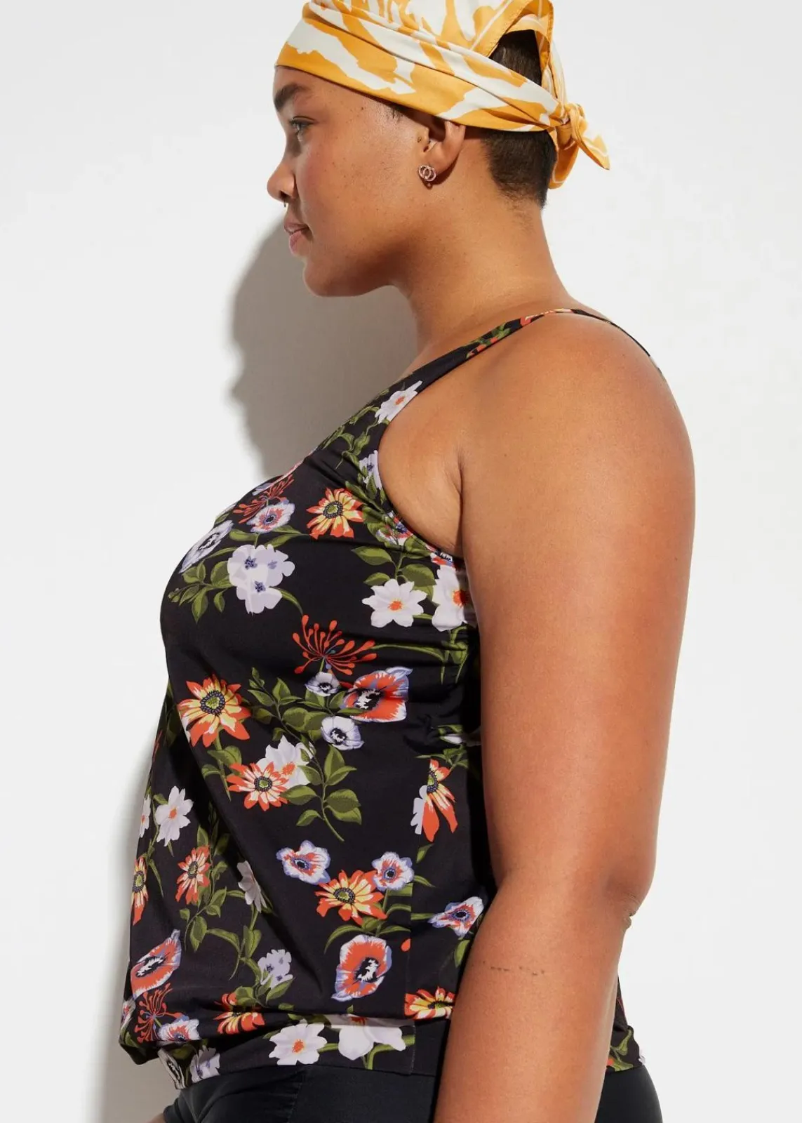 bonprix Nachhaltigere Materialien|Mix & Match^Tankini Oberteil schwarz floral