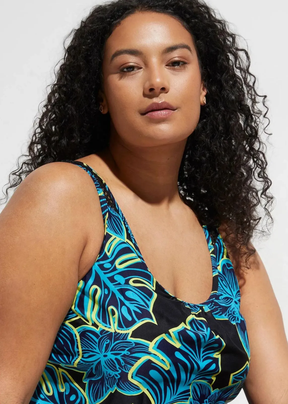 bonprix Nachhaltigere Materialien|Tankinis^Tankini (2-tgl. Set) schwarz/türkis