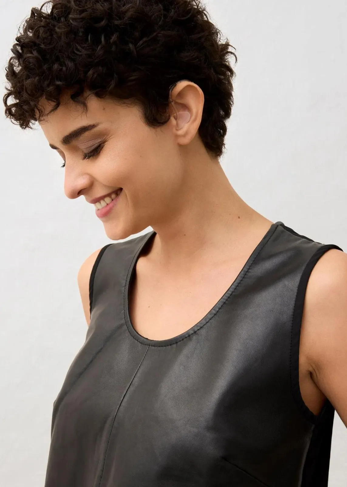 bonprix Premium|Shirts & Tops^Tanktop mit Vorderseite aus Lammnappa-Leder schwarz