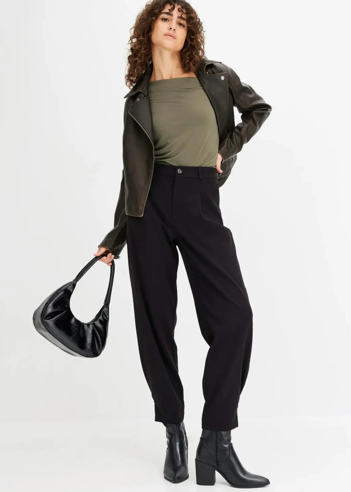 bonprix Nachhaltigere Materialien|Hosen^Tapered 7/8-Hose schwarz