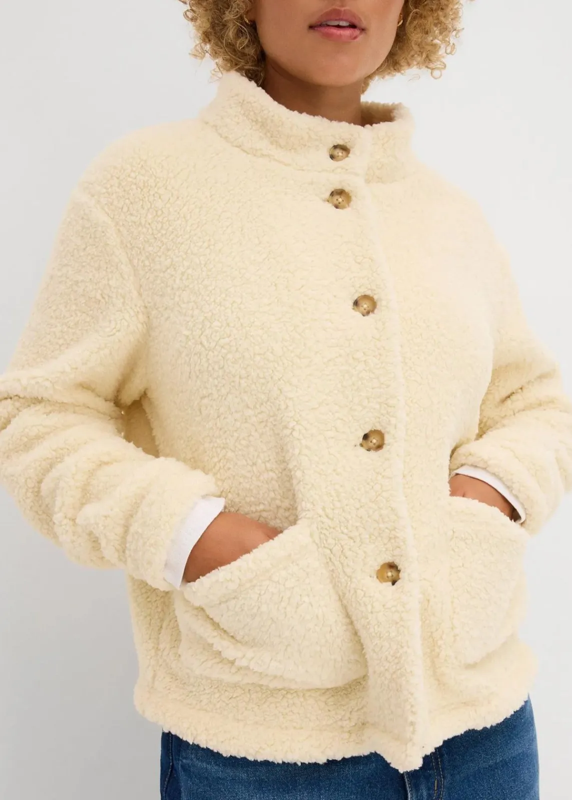 bonprix Bekleidung·Blusen & Tuniken|Bekleidung·Hosen^Teddy-Fleece Jacke naturbeige