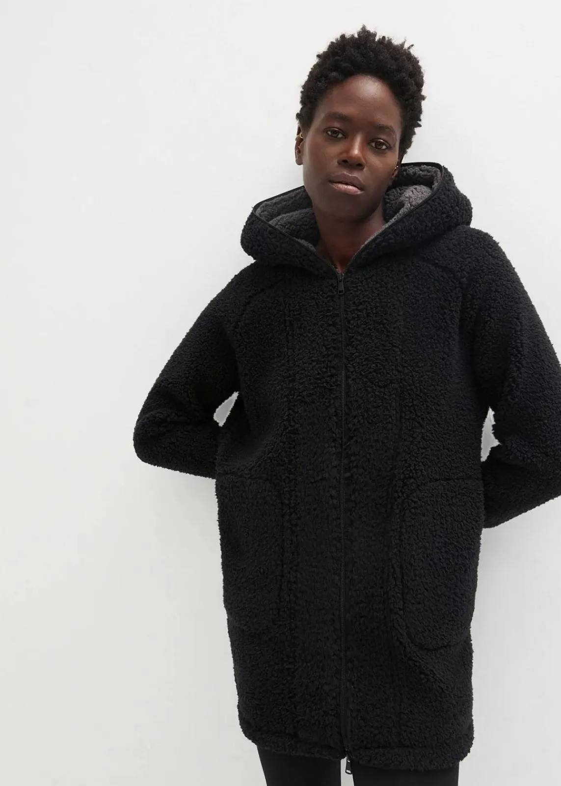 bonprix Bekleidung·Blusen & Tuniken|Bekleidung·Hosen^Teddy-Fleece Jacke schwarz