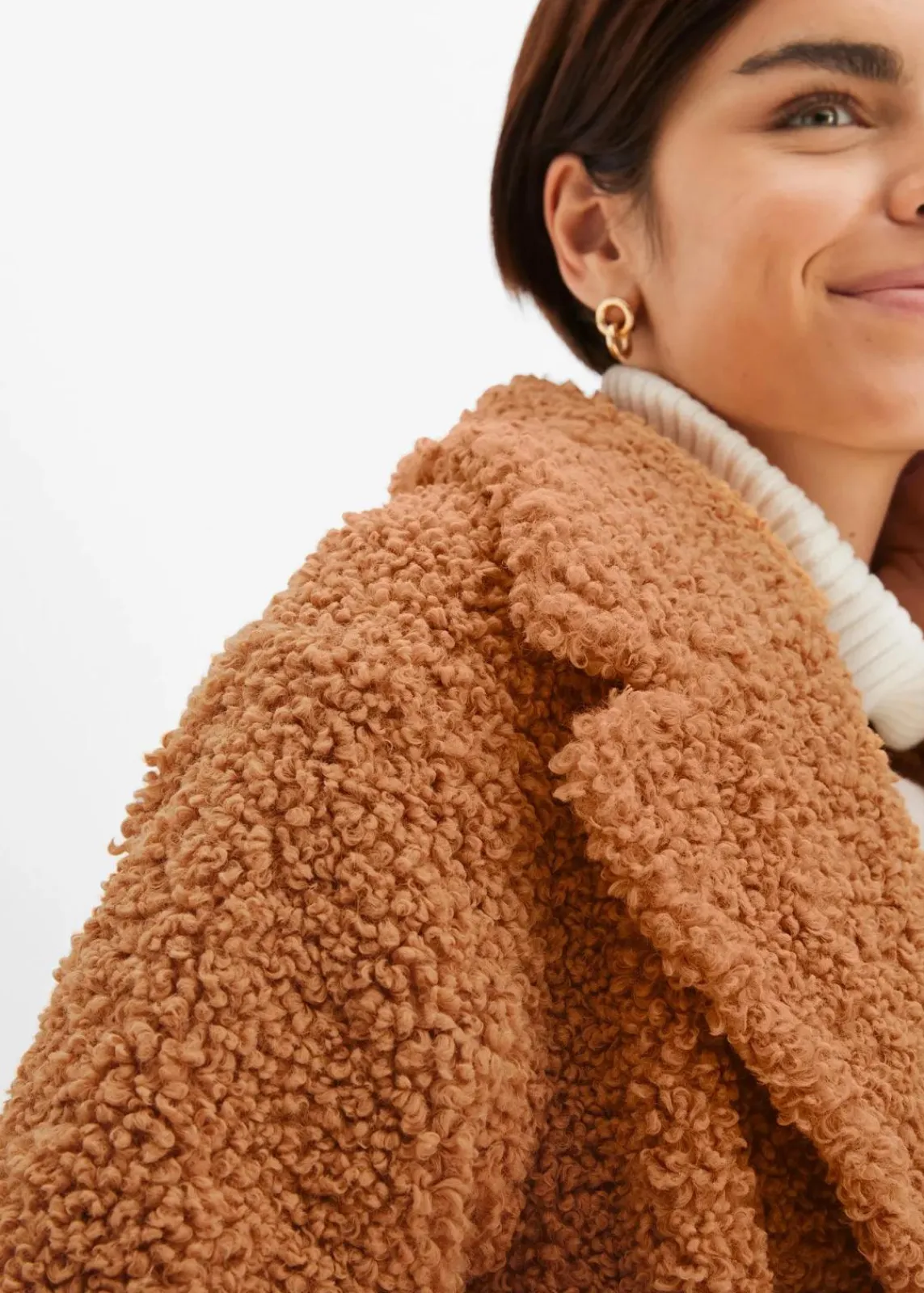 bonprix Bekleidung·Hosen|Jacken & Mäntel^Teddyfleece-Mantel eiskaffee