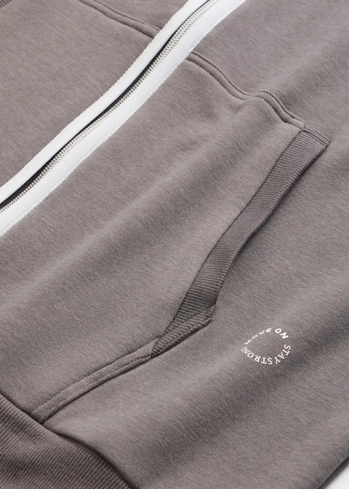 bonprix Bekleidung·Sweat|Bekleidung·Blusen & Tuniken^Thermo Sweatjacke, schnelltrocknend granitgrau