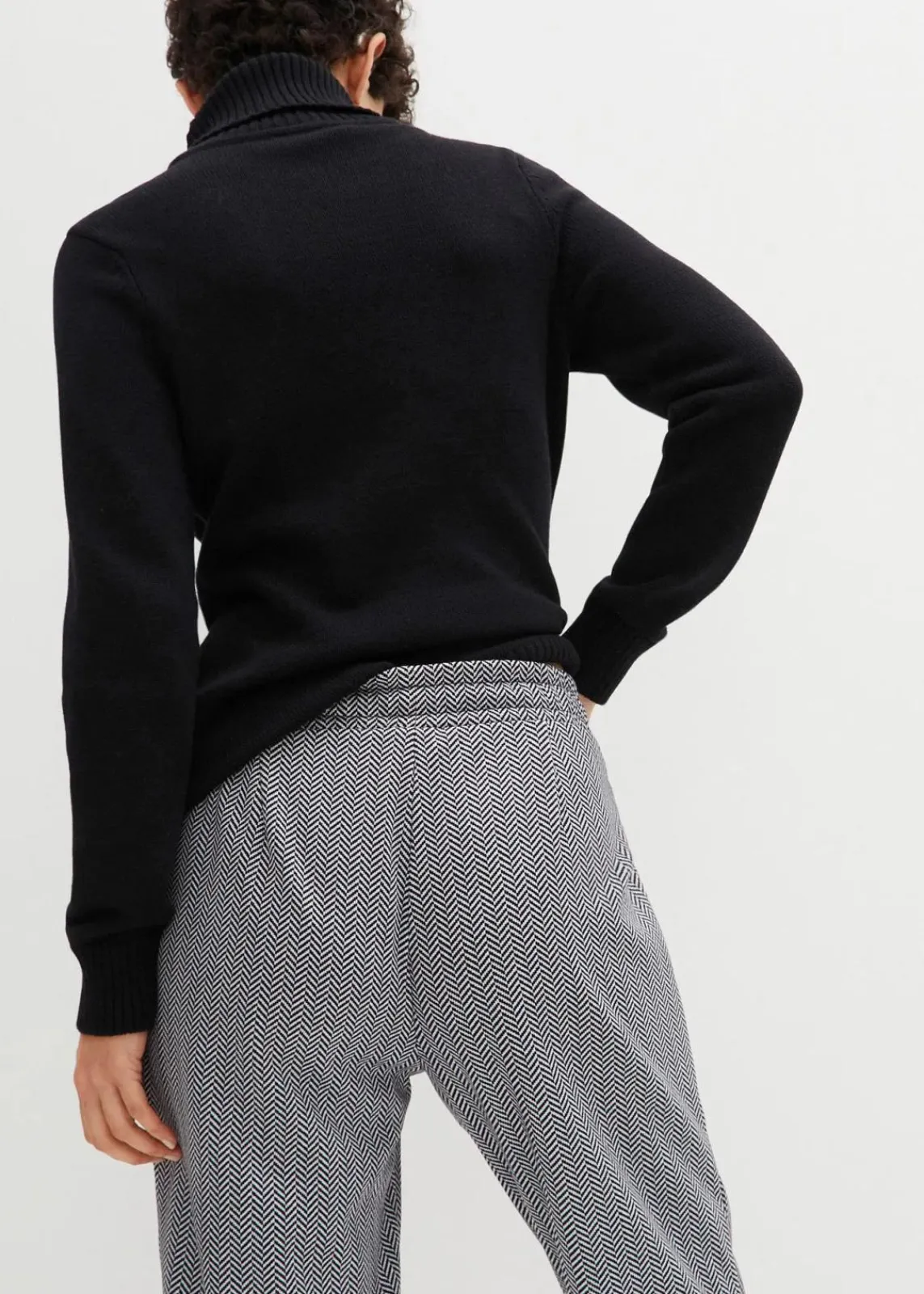 bonprix Hosen|Thermobekleidung^Thermo-Schlupfhose mit Bequembund wollweiß/schwarz graphisch bedruckt