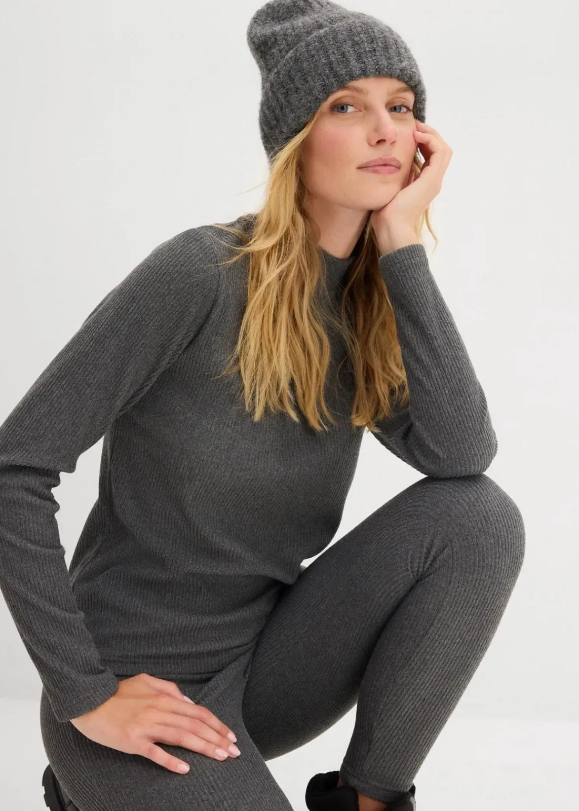 bonprix Shirts & Tops|Sportbekleidung^Thermoshirt mit Stehkragen grau meliert meliert
