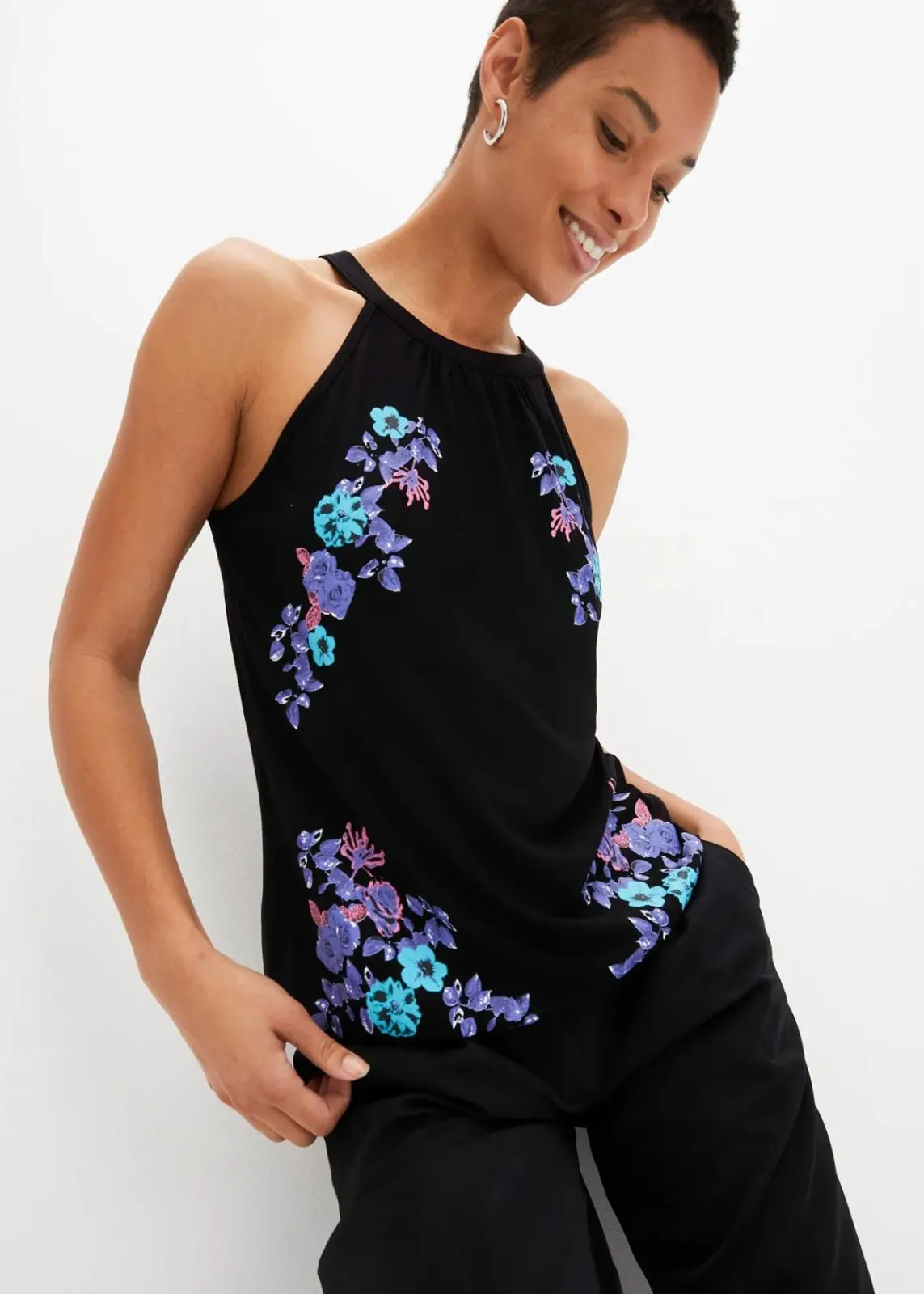 bonprix Shirts & Tops|Nachhaltigere Materialien^Top aus fließendem Viskose-Mix schwarz bedruckt