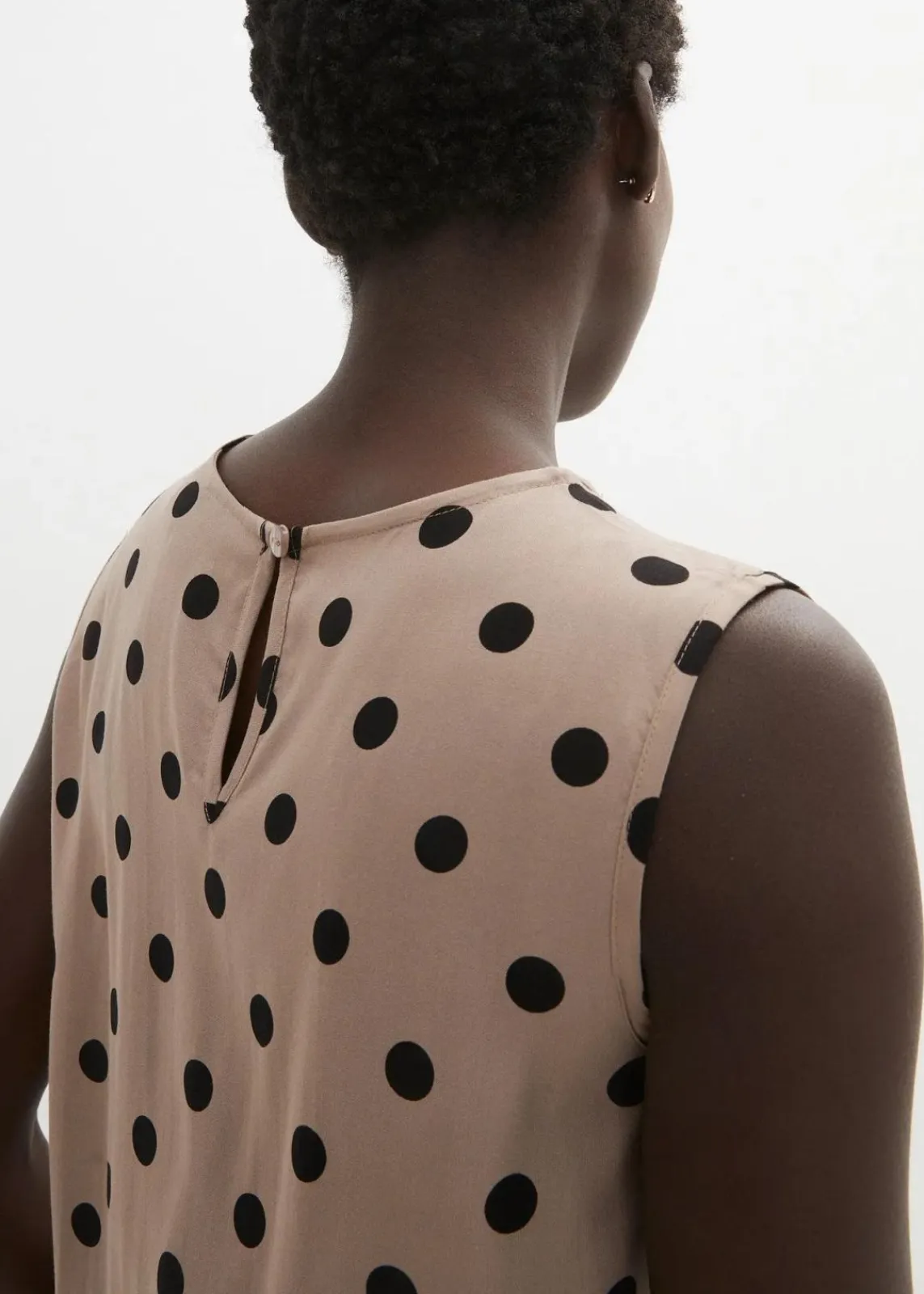 bonprix Shirts & Tops|Blusen & Tuniken^Top aus fließender Viskose taupe/schwarz
