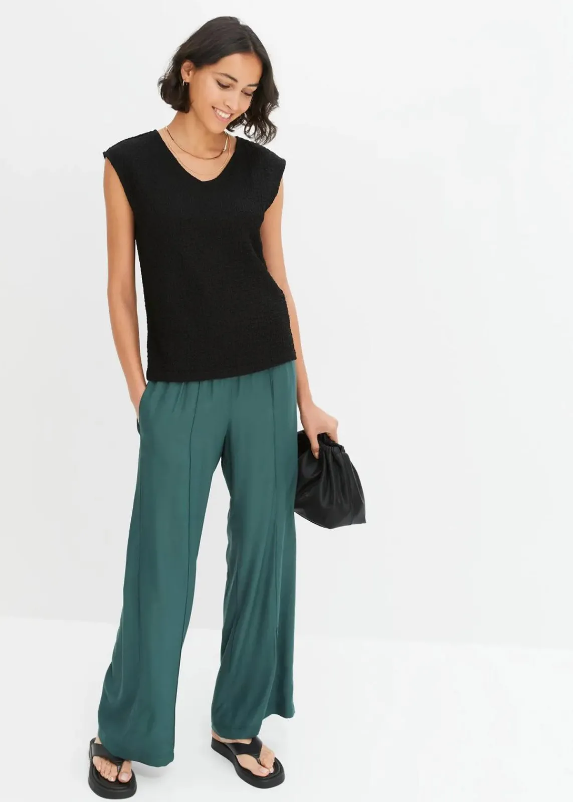 bonprix Shirts & Tops^Top aus leichtem Crêpe schwarz