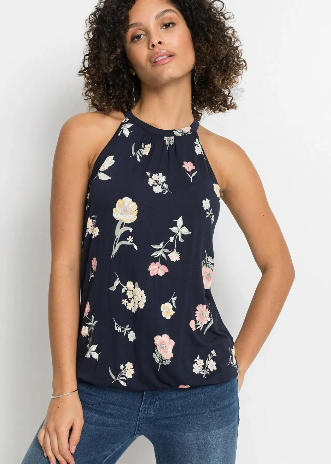 bonprix Shirts & Tops|Nachhaltigere Materialien^Top aus Viskose-Mix blau geblümt