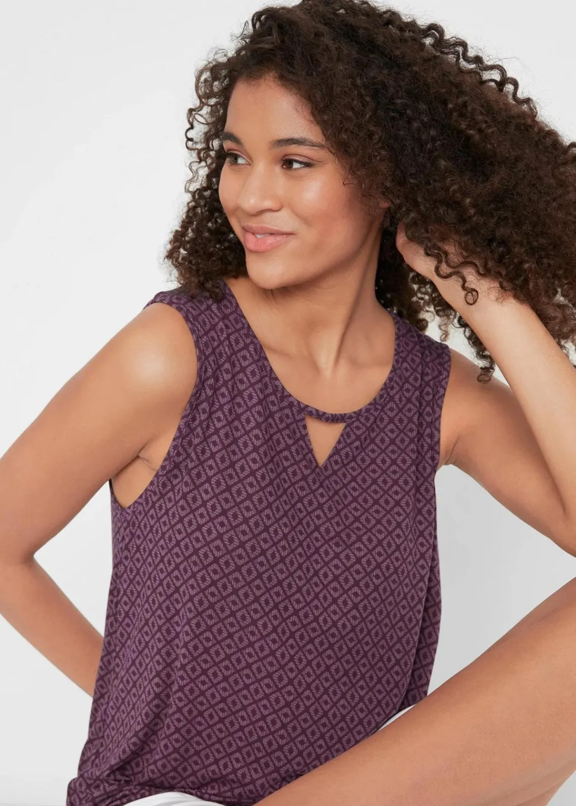 bonprix Shirts & Tops|Nachhaltigere Materialien^Top mit Gummizug holunderbeere bedruckt