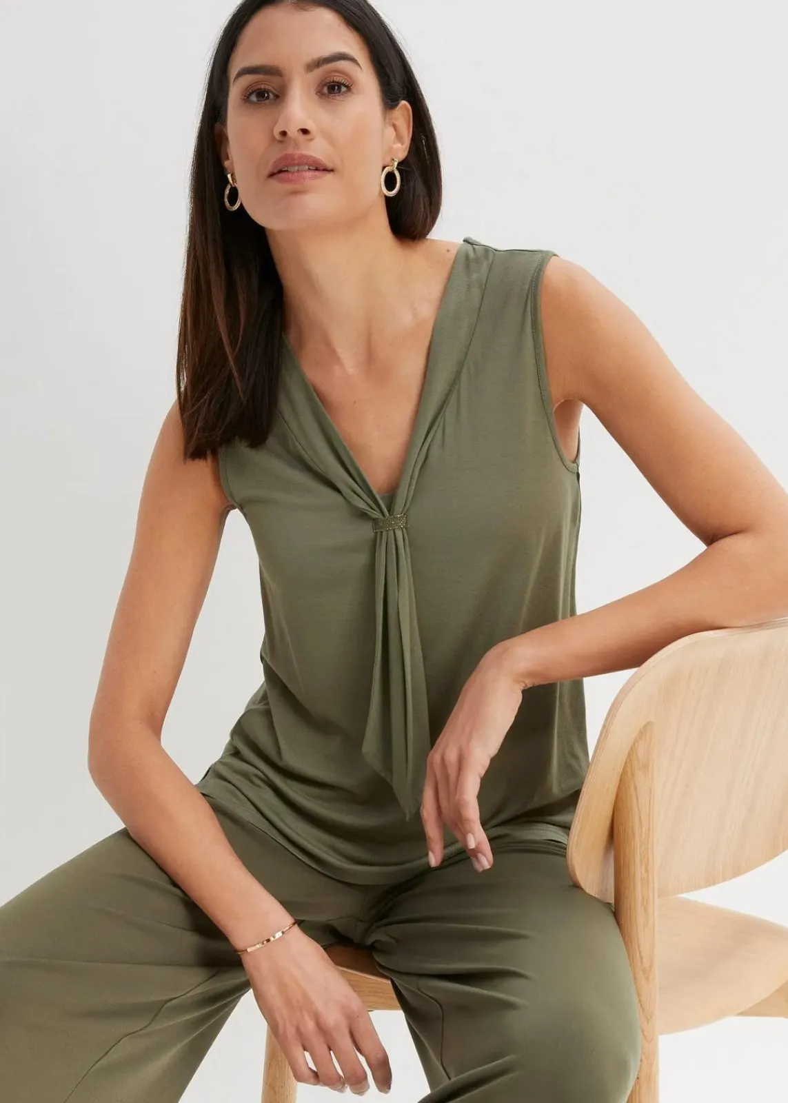 bonprix Shirts & Tops^Top mit Schluppe dunkeloliv