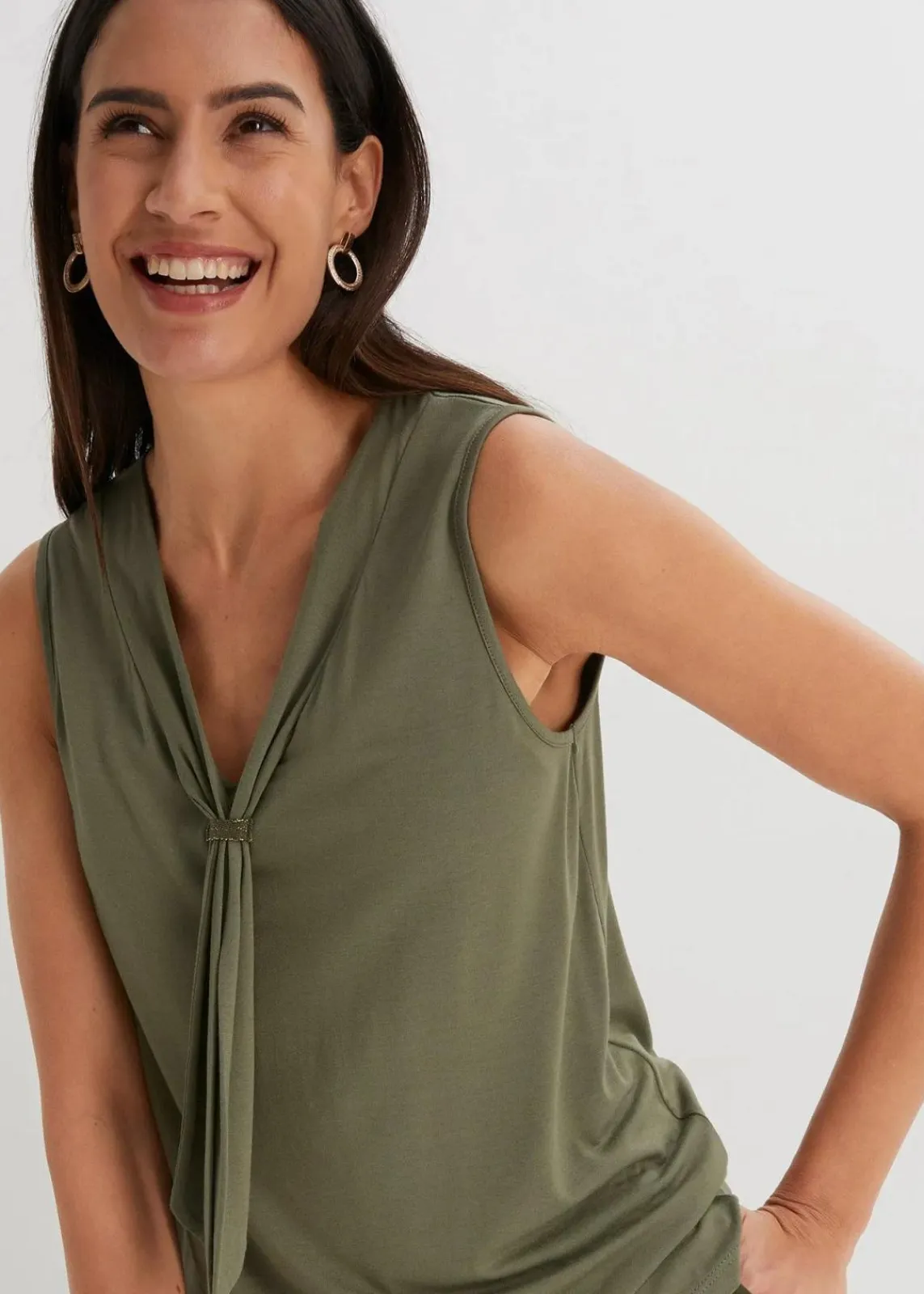 bonprix Shirts & Tops^Top mit Schluppe dunkeloliv
