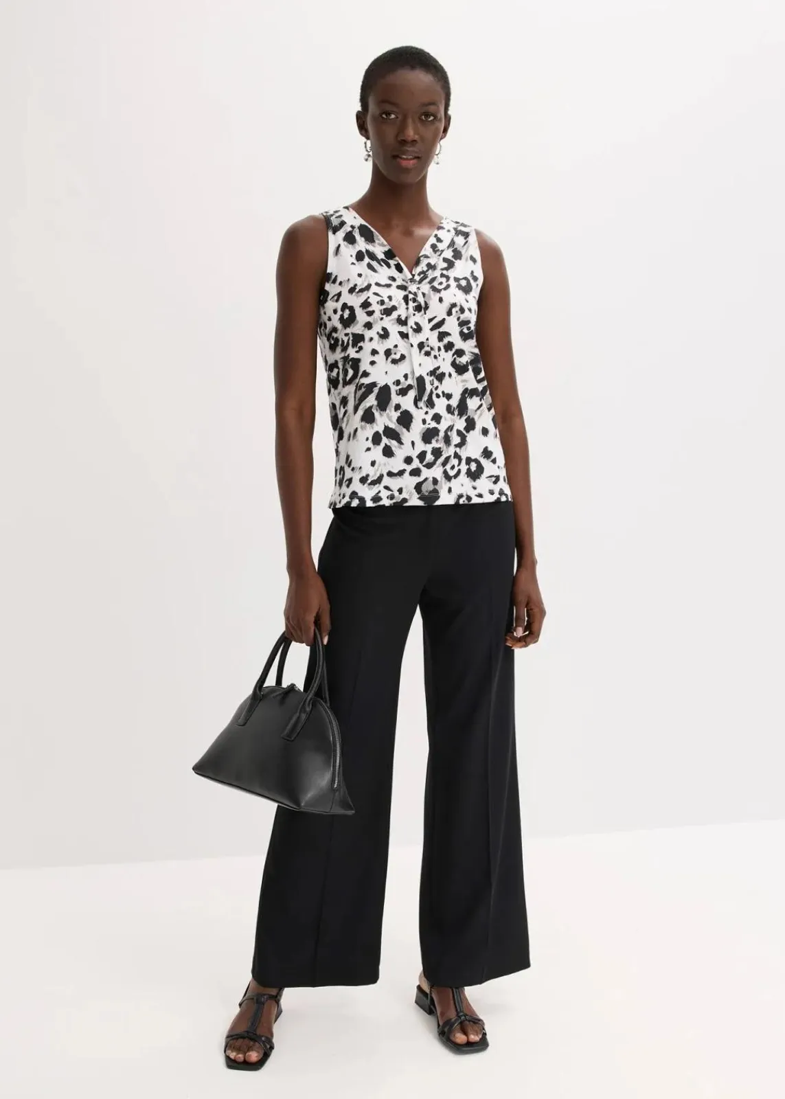bonprix Shirts & Tops^Top mit Schluppe weiß/schwarz/taupe/beige leo bedruckt