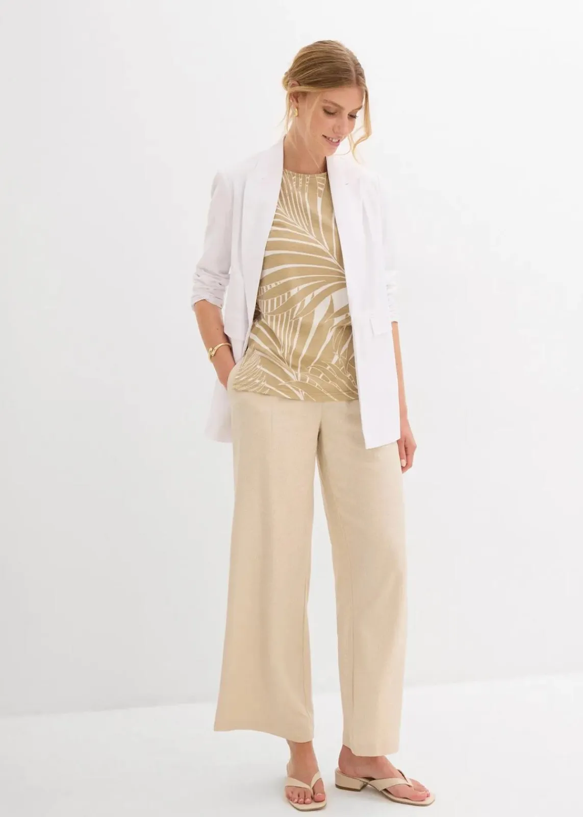 bonprix Shirts & Tops|Nachhaltigere Materialien^Top mit seitlichen Schlitzen wollweiß/new beige bedruckt
