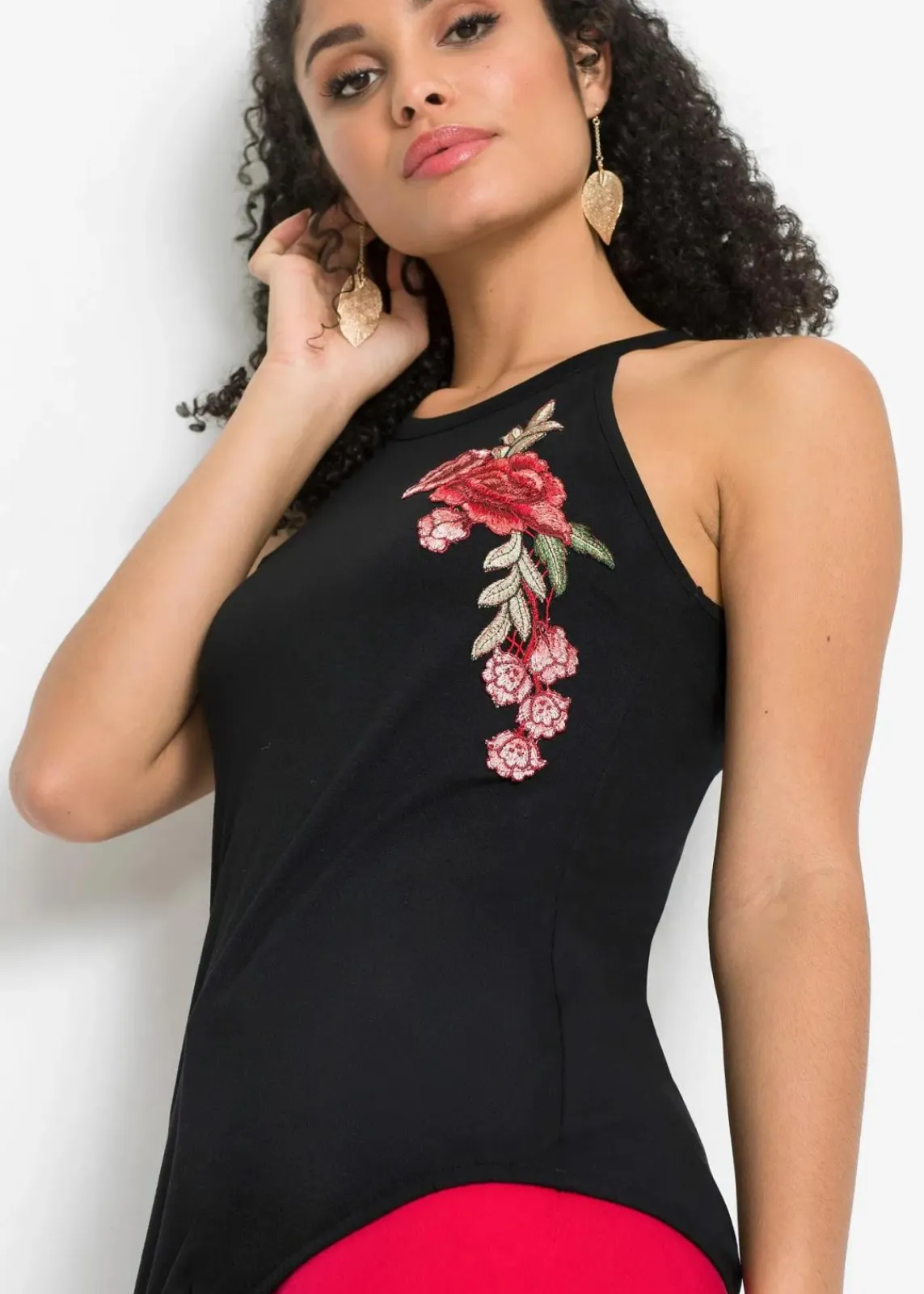 bonprix Shirts & Tops|Nachhaltigere Materialien^Top mit Stickerei schwarz