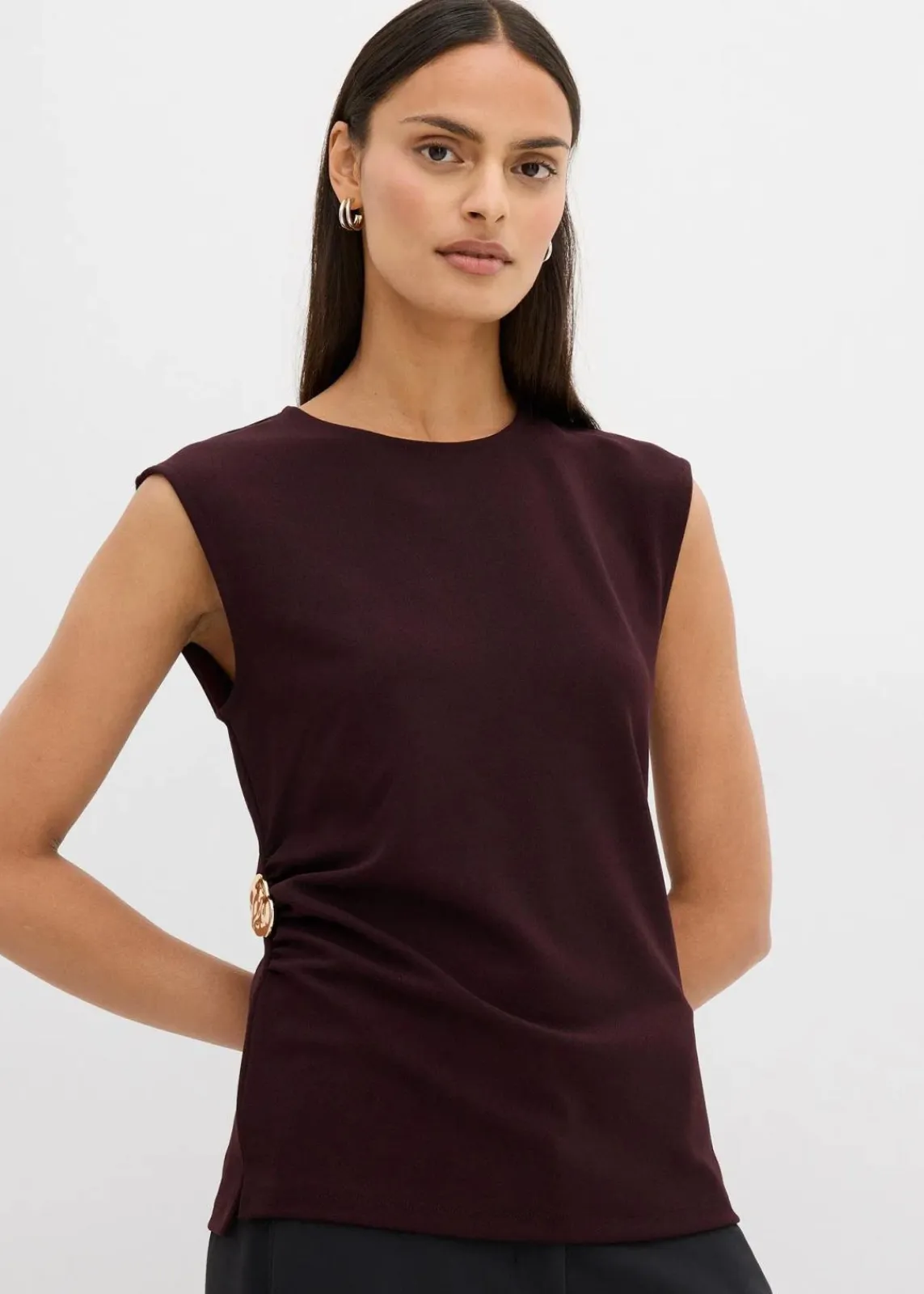 bonprix Shirts & Tops^Top mit Zierschnalle aus Crepe weinrot