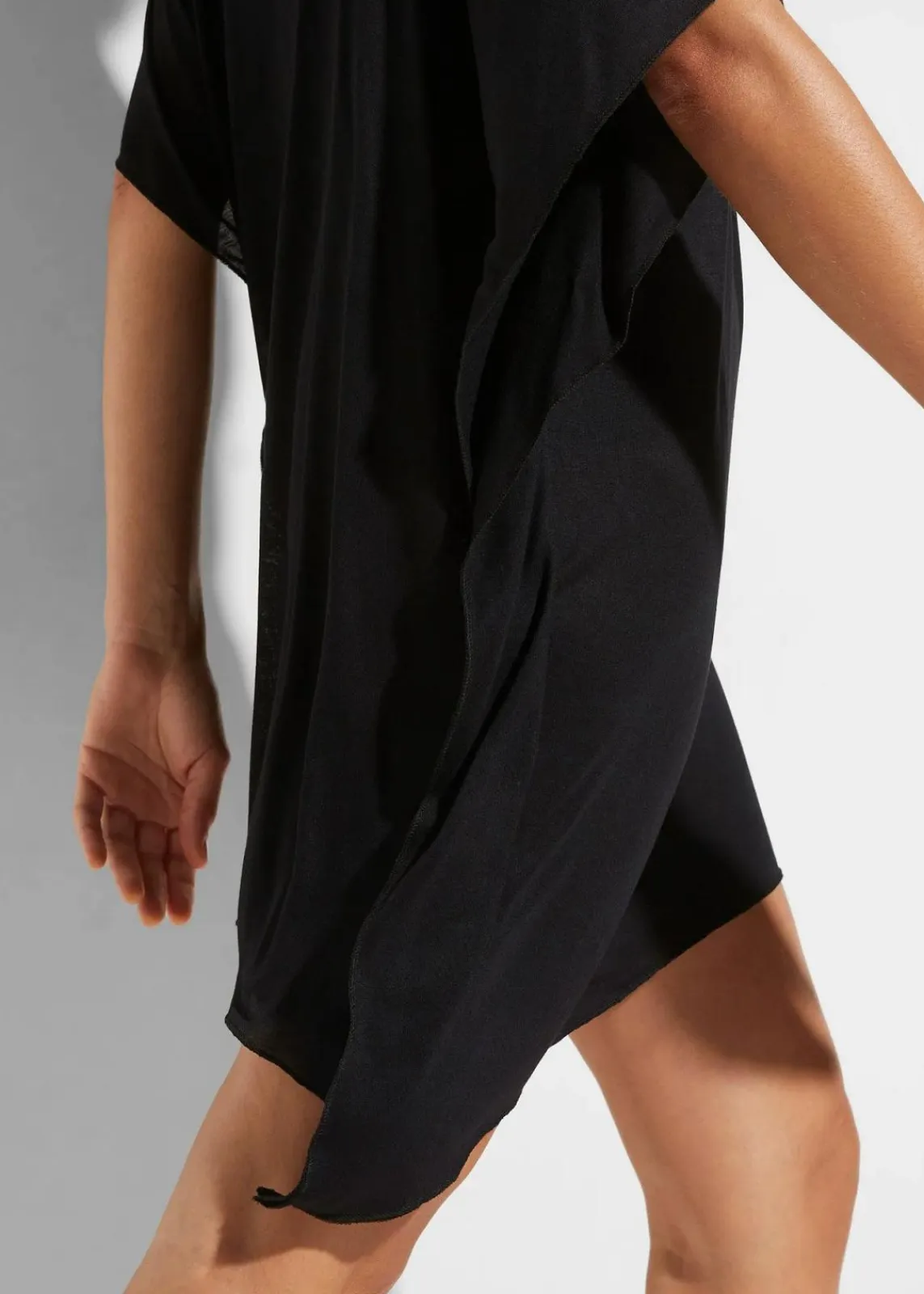 bonprix Strandmode|Bademode·Strandmode^Transparente Strand Tunika aus Viskose schwarz