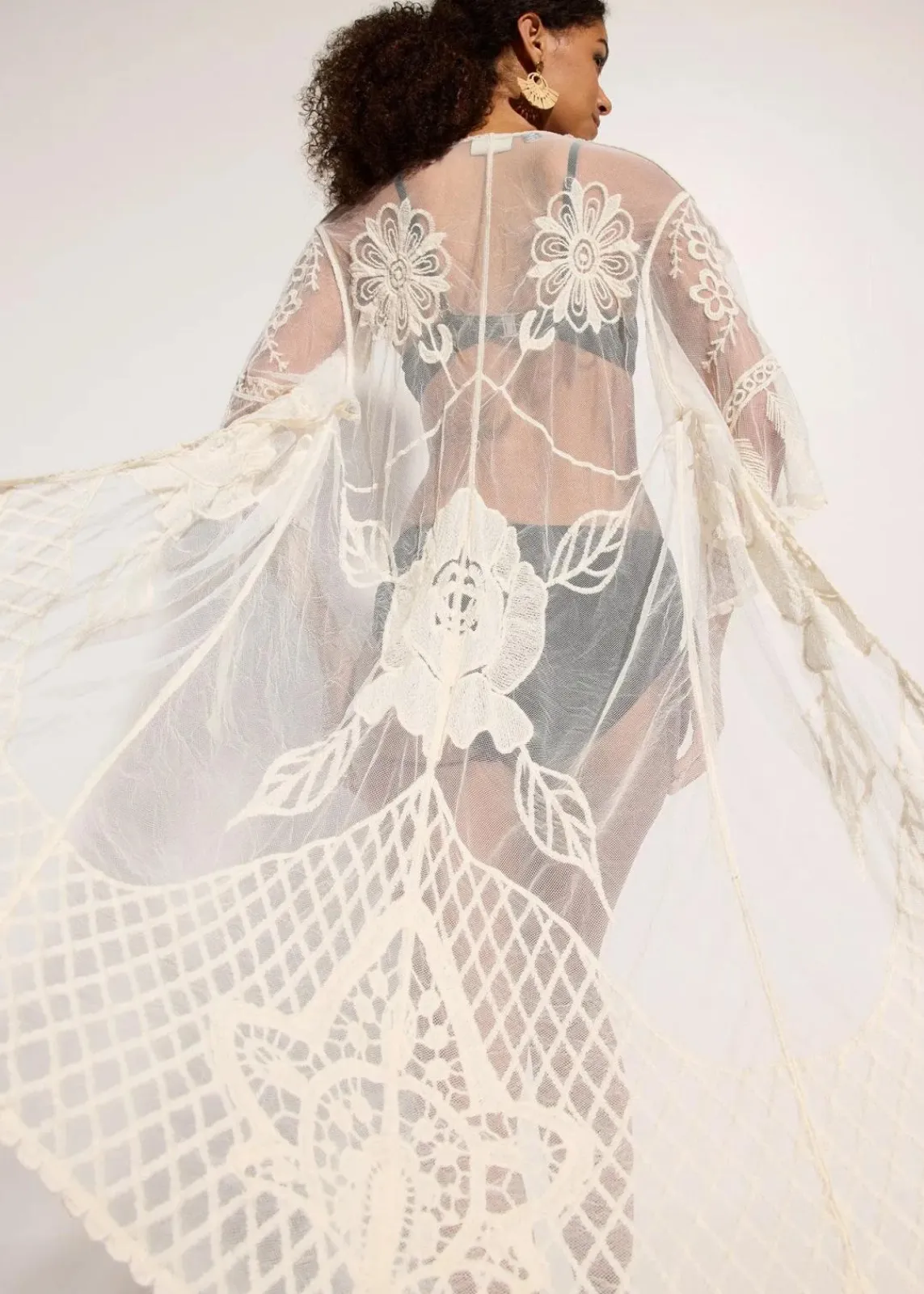 bonprix Strandmode|Bademode·Strandmode^Transparenter Strandkimono mit Spitze wollweiß