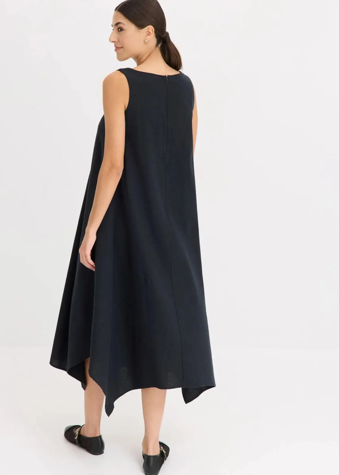 bonprix Kleider^Trägerkleid aus feinem Viskose-Mix schwarz