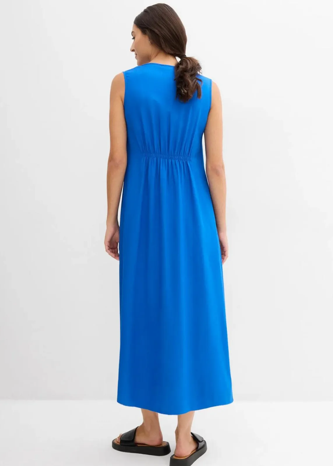 bonprix Bekleidung·Pullover & Strickjacken|Kleider^Trägerkleid aus fließender Viskose azurblau