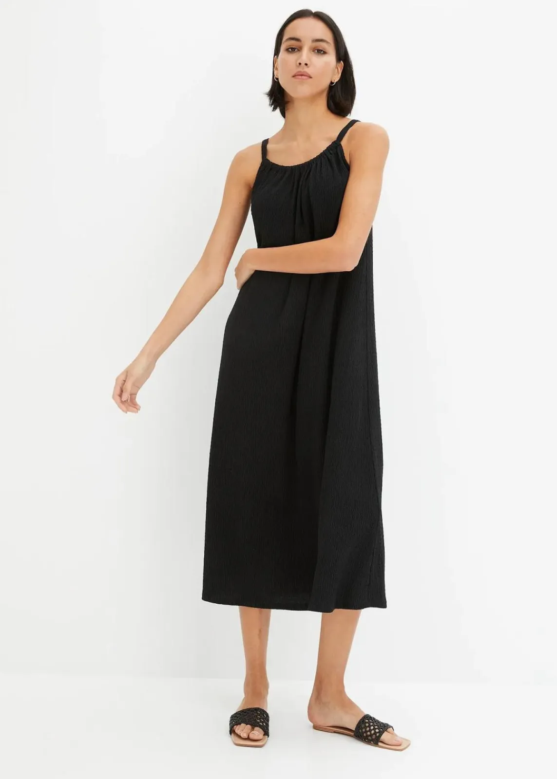 bonprix Bekleidung·Pullover & Strickjacken|Kleider^Trägerkleid aus leichtem Crêpe schwarz