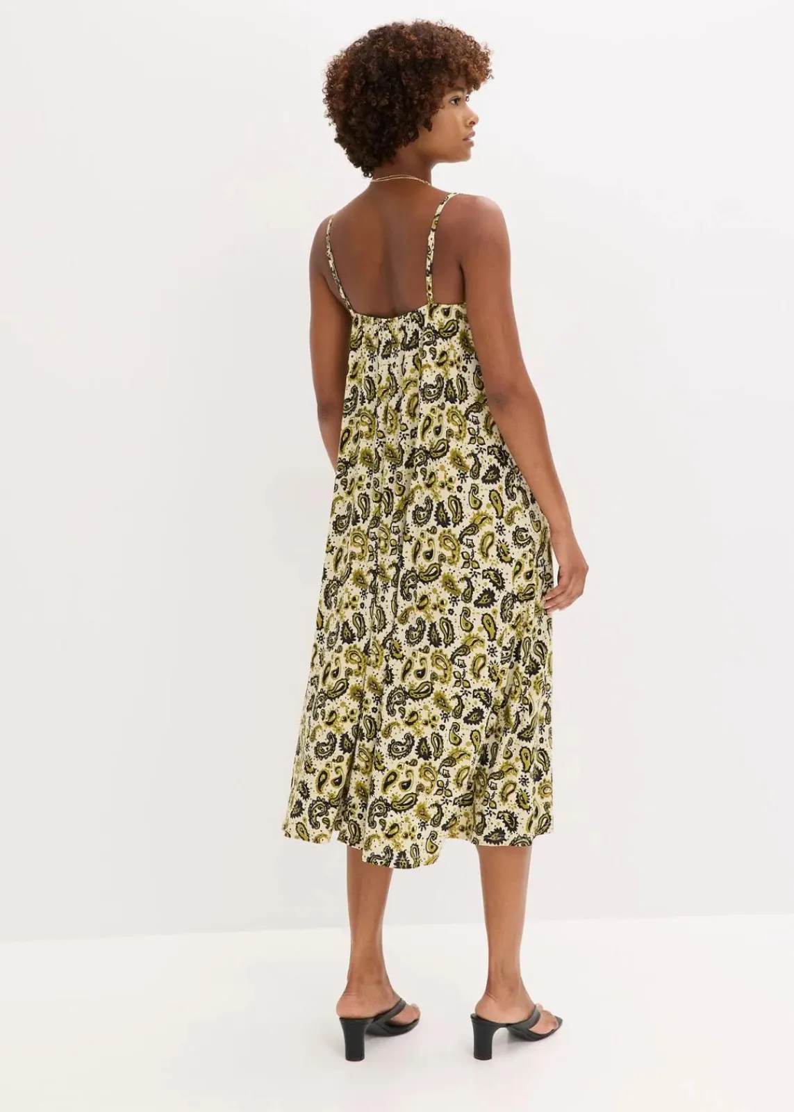bonprix Kleider|Nachhaltigere Materialien^Trägerkleid aus softem Viskose-Mix oliv bedruckt