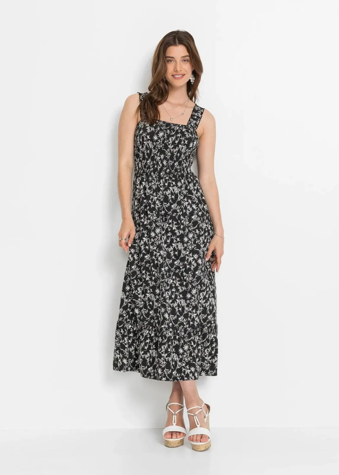 bonprix Bekleidung·Pullover & Strickjacken|Kleider^Trägerkleid aus Viskose-Mix schwarz/wollweiß floral